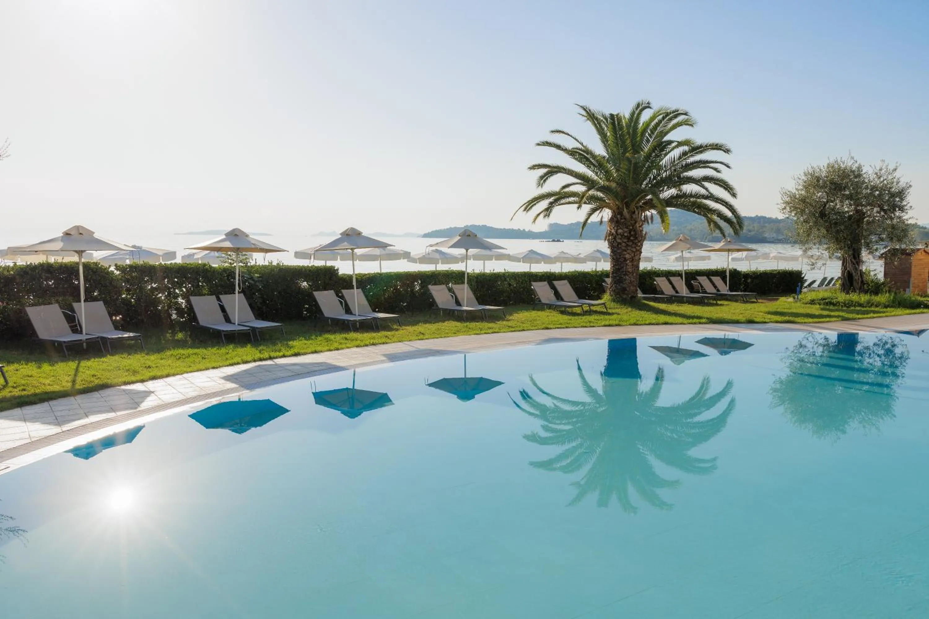 Swimming pool in Elea Beach Hotel