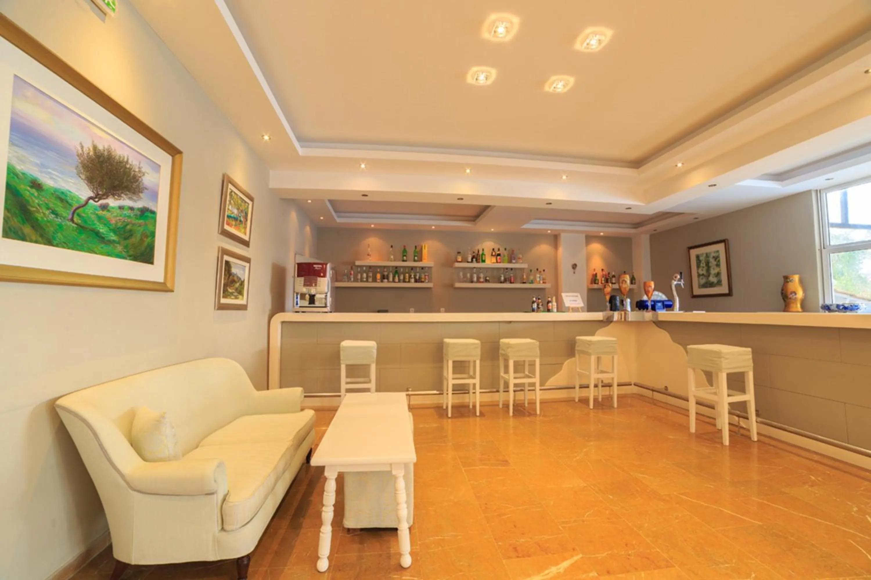 Lounge or bar in Elea Beach Hotel