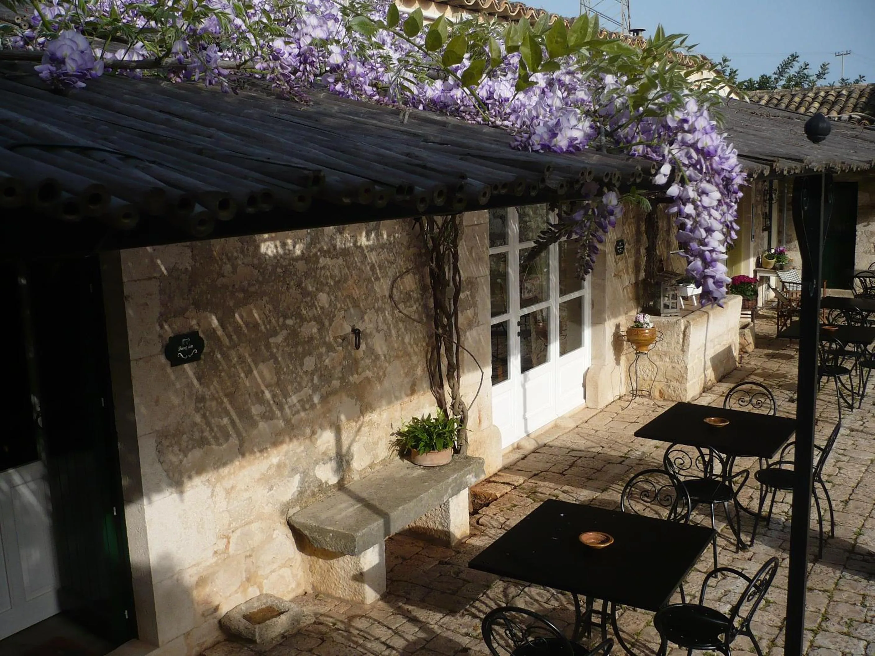 Patio in Masseria Cianciò