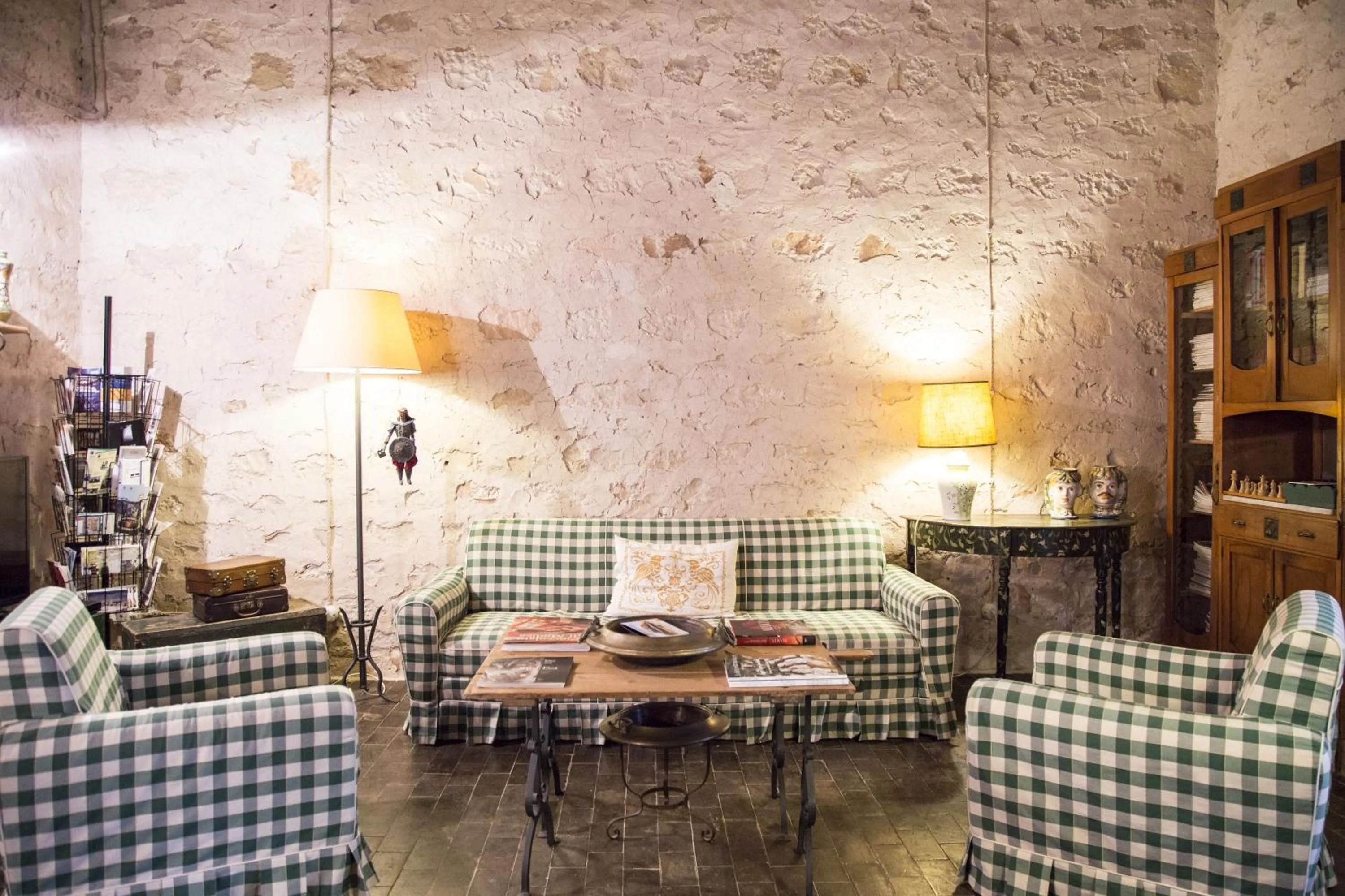 Communal lounge/ TV room in Masseria Cianciò