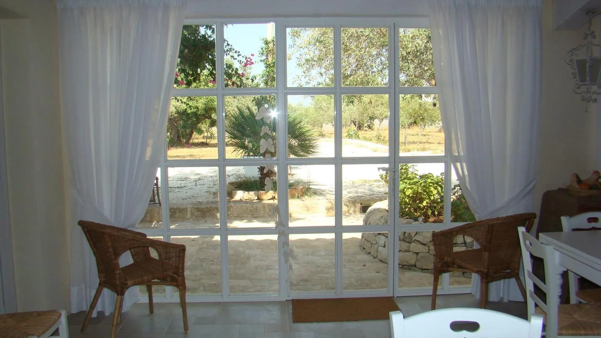 On-site shops in Masseria Cianciò