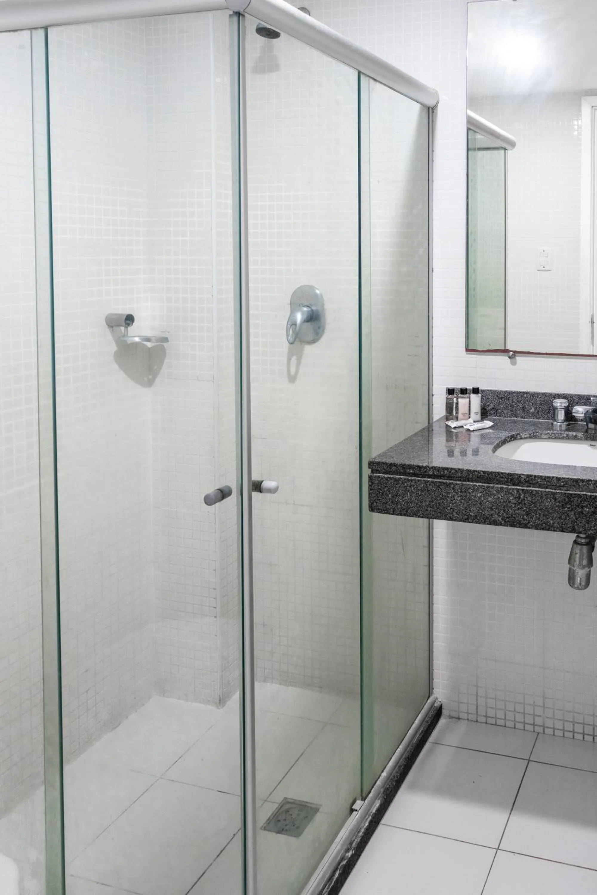 Shower in Praia a Vista Salvador Hotel