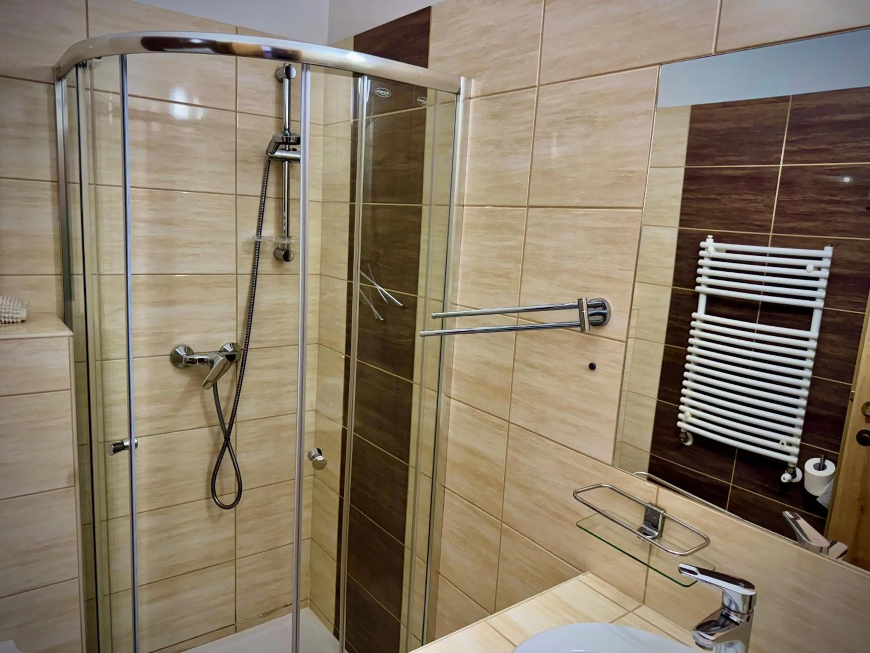 Fészek Fogadó - Pension Nest