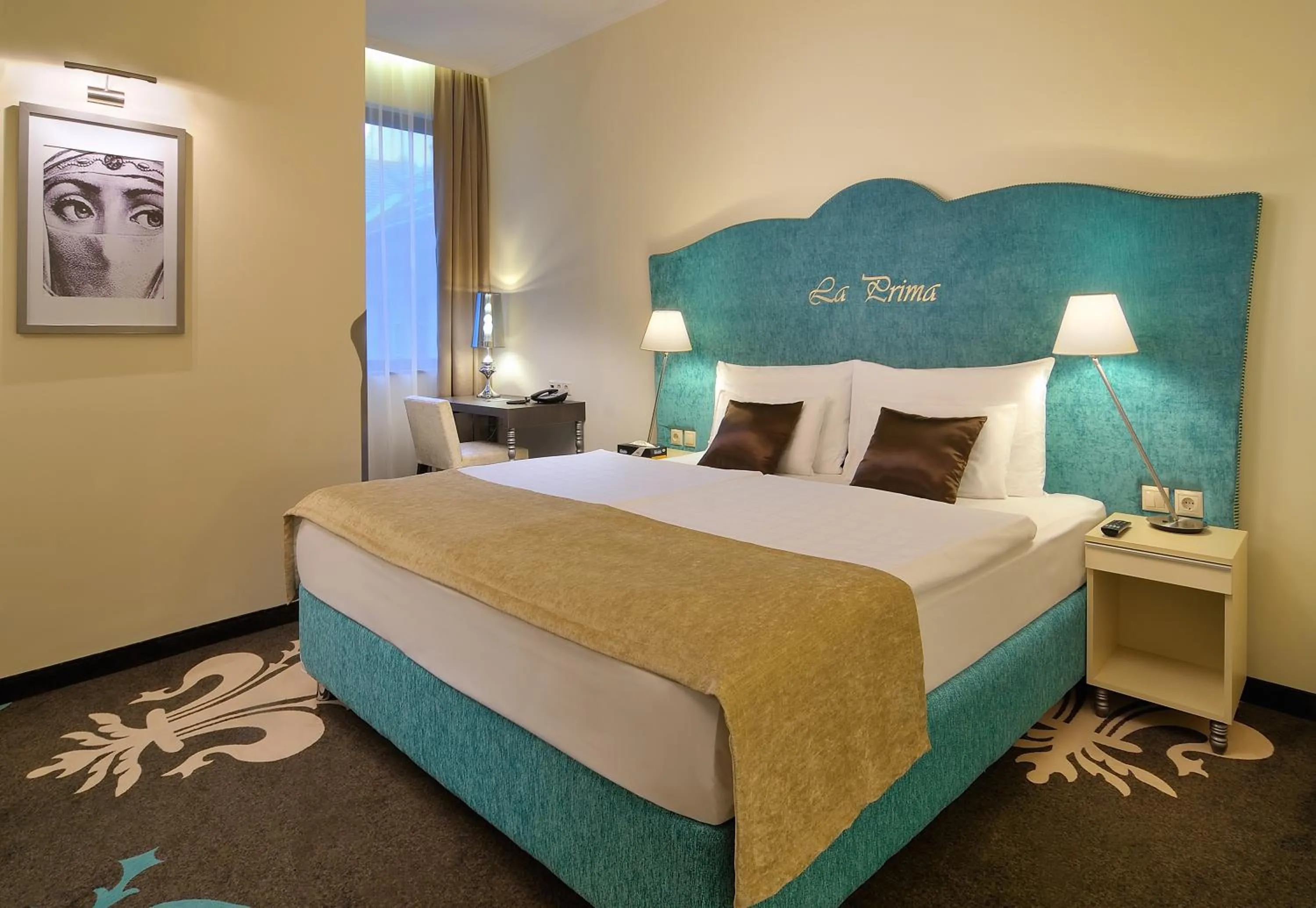 Coffee/tea facilities, Bed in La Prima Fashion Hotel Budapest