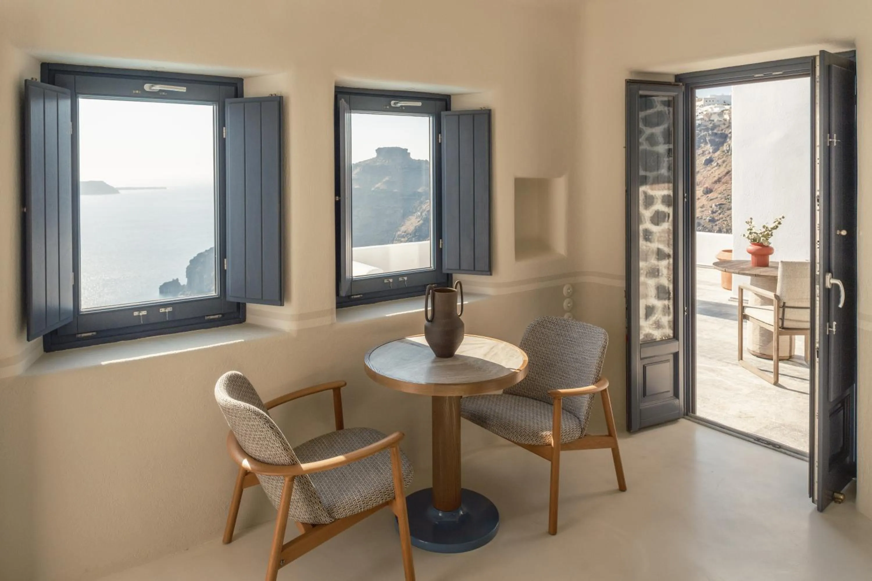 Living room in Homeric Poems