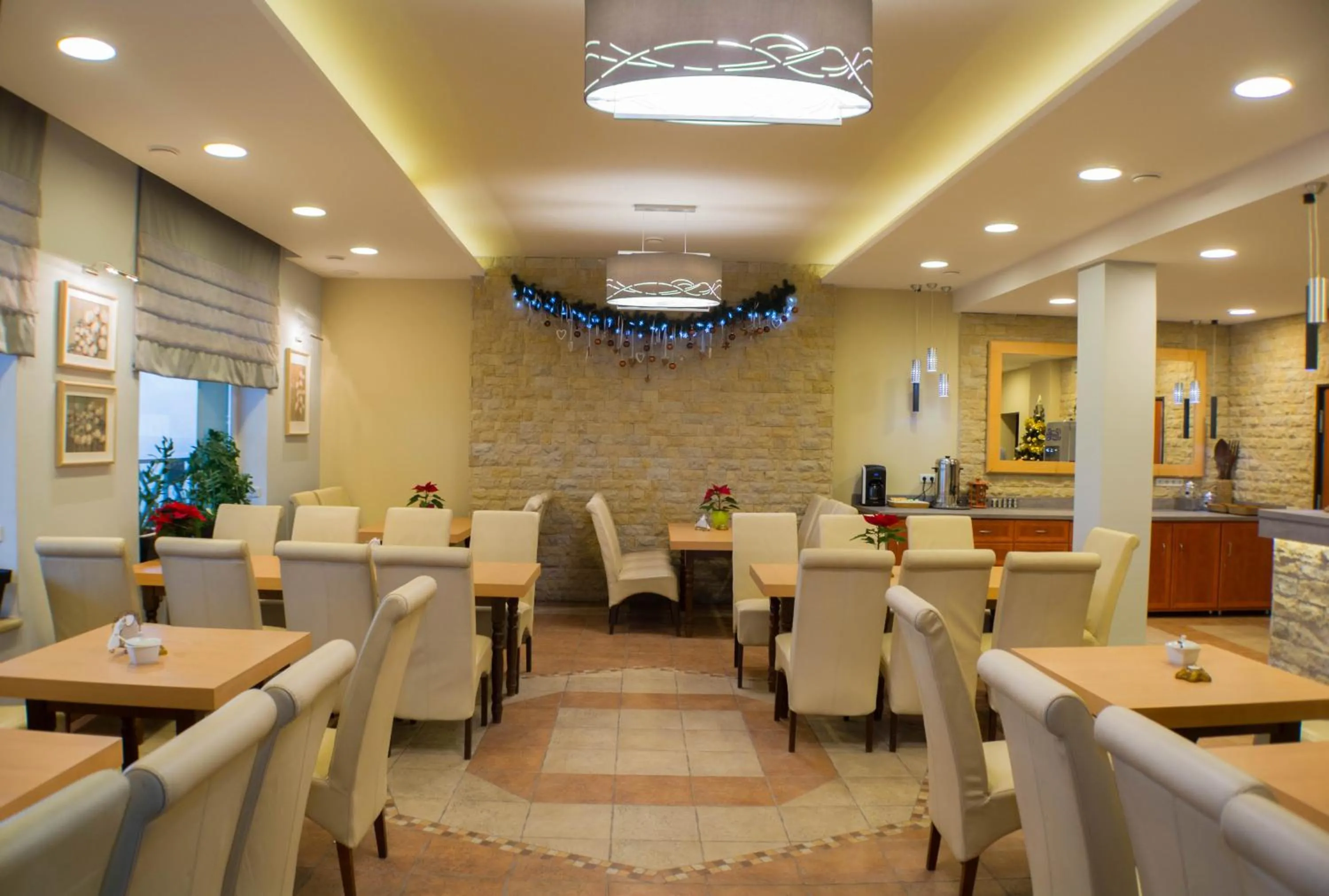 Restaurant/places to eat in Ośrodek Pegaz