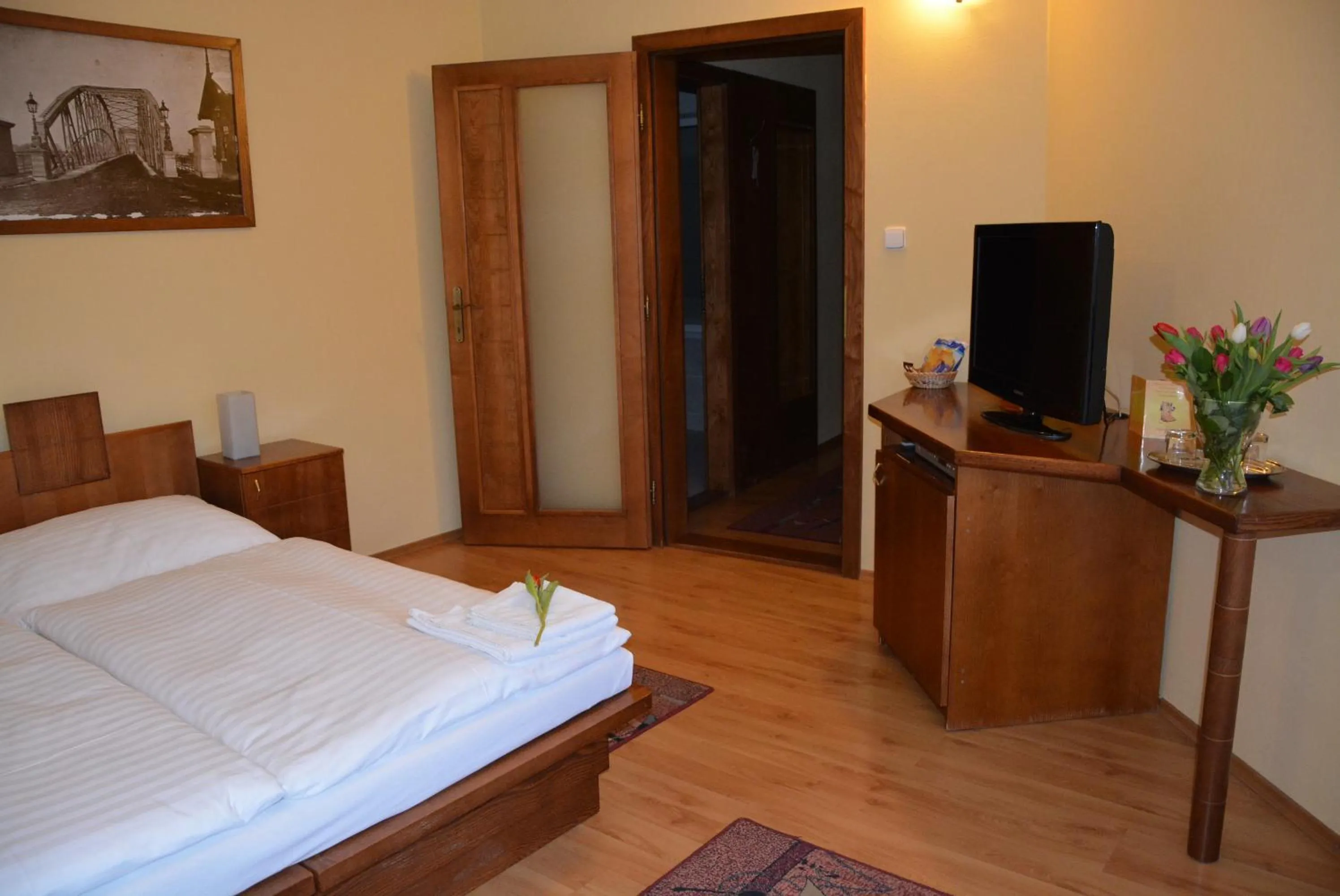 Photo of the whole room, Bed in Hotel Banderium