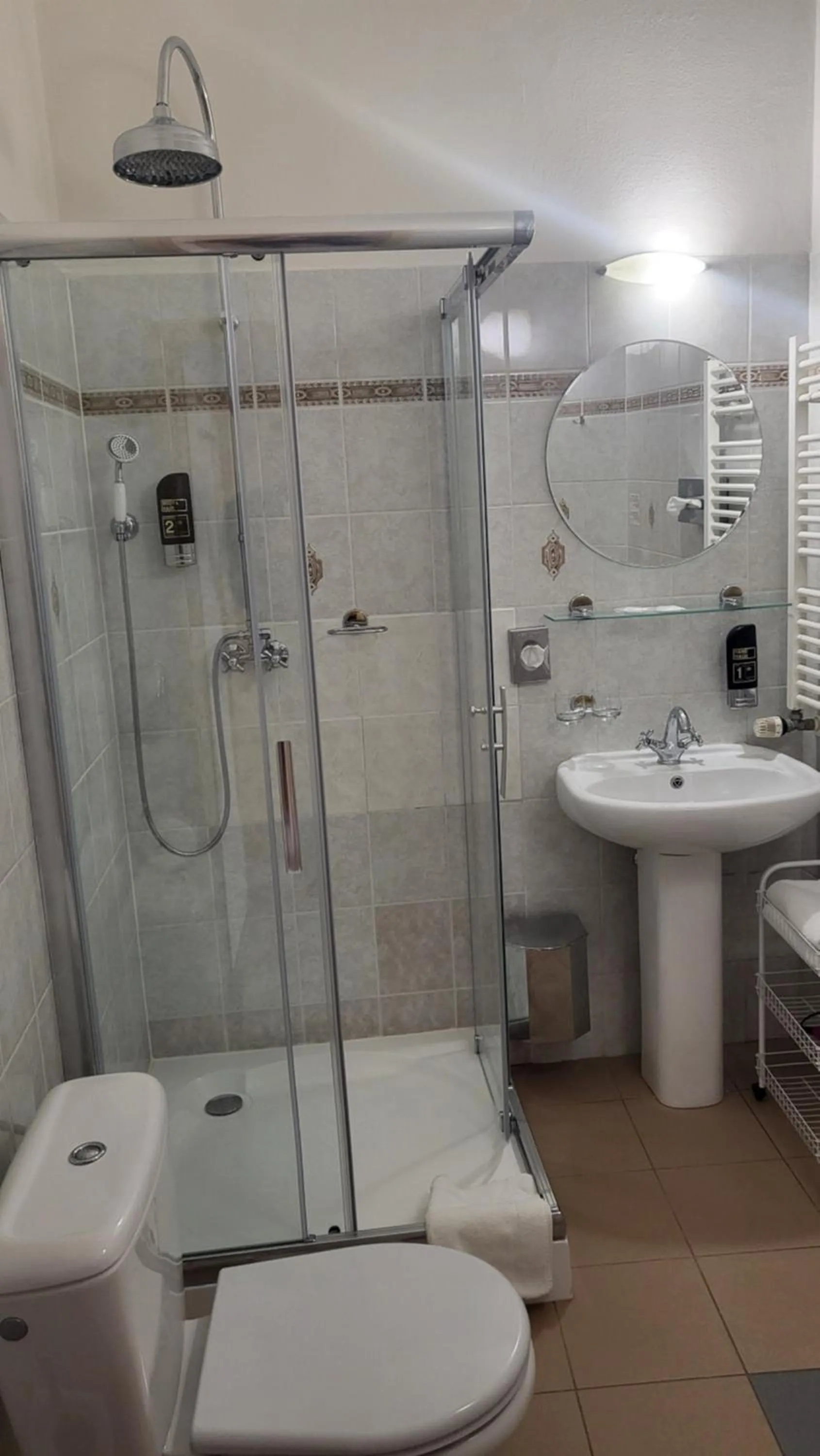 Bathroom in Hotel Margit