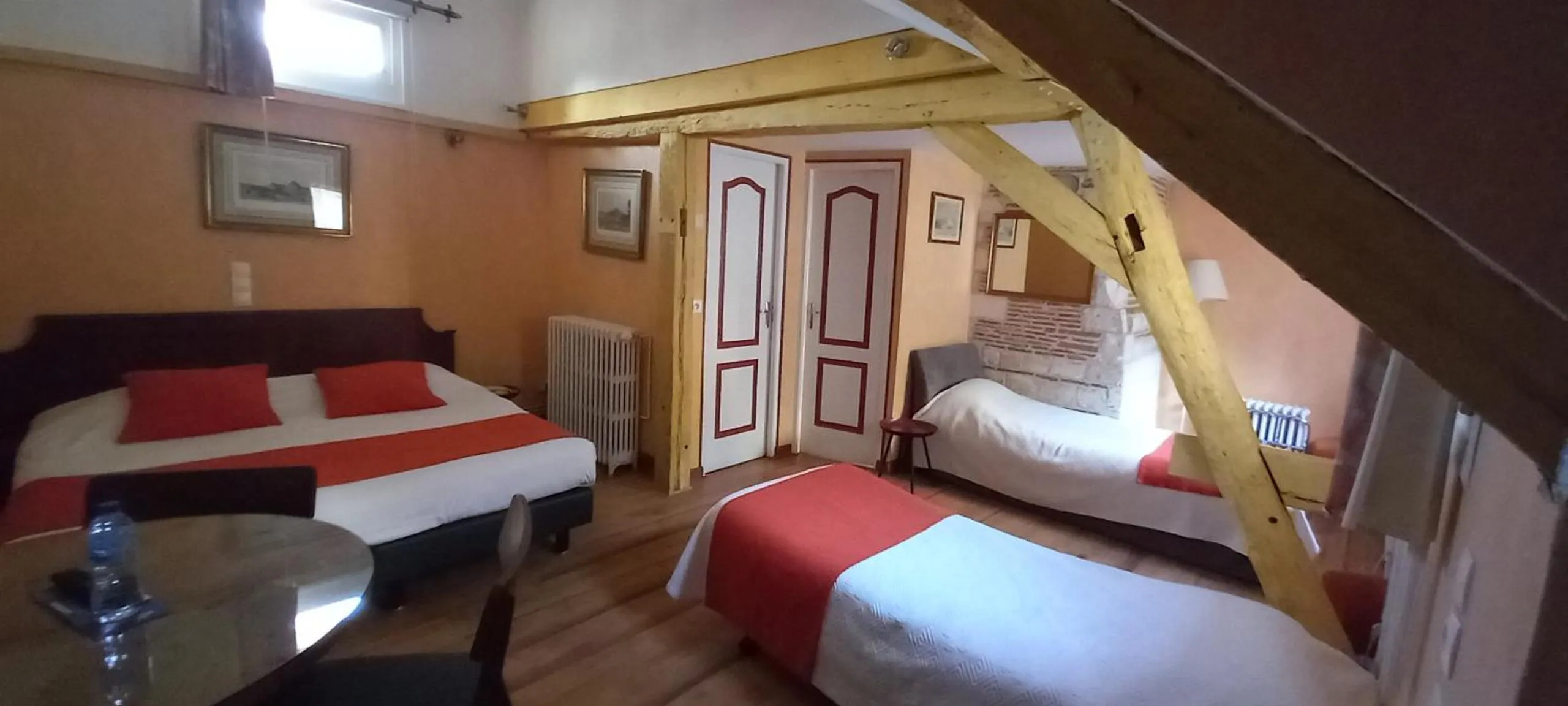 Bedroom, Bed in Brit Hotel Comtes De Champagne - Troyes Centre Historique