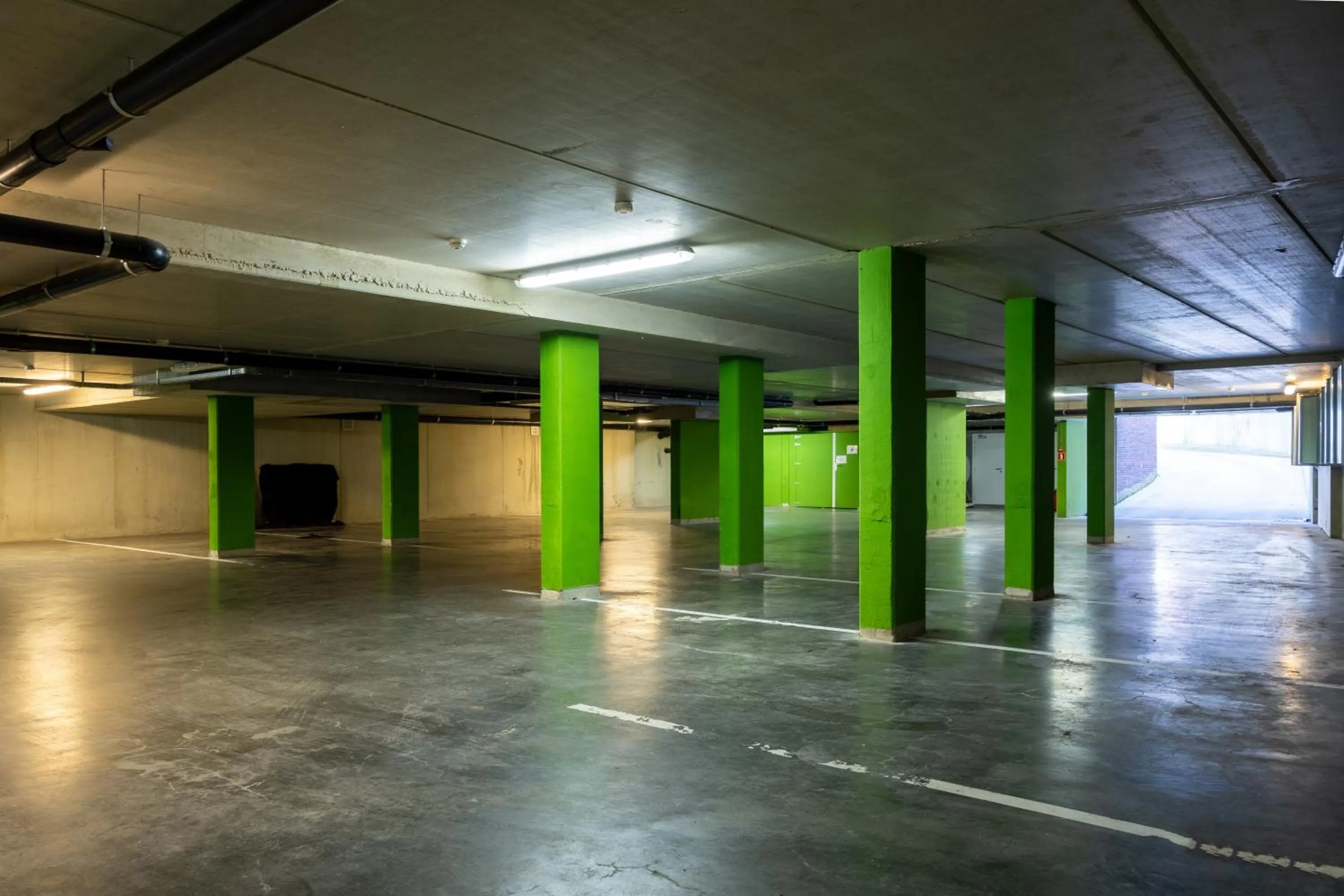 Parking in Hotel De Boskar Peer