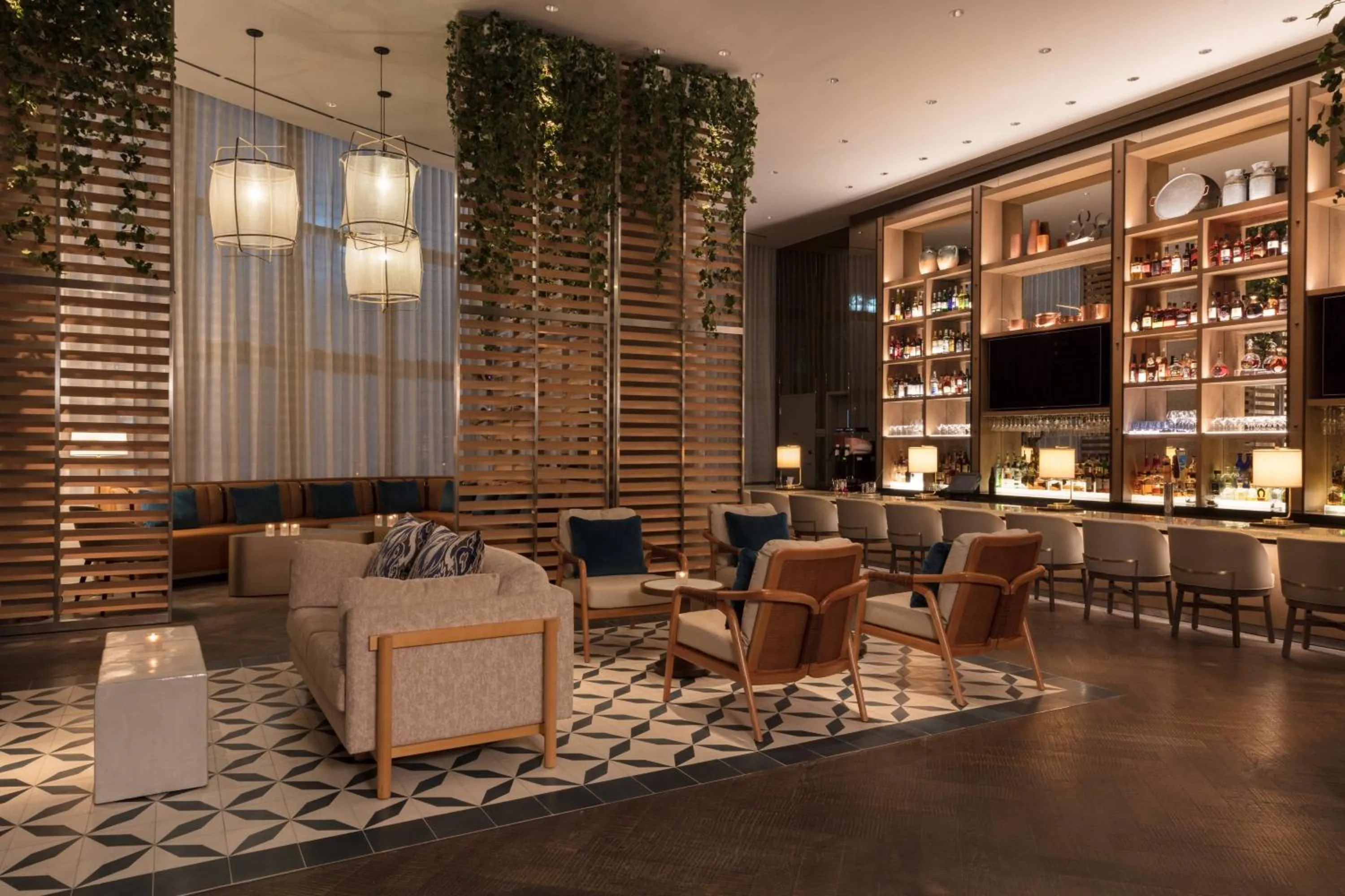 Lounge or bar in Hotel Beaux Arts, Autograph Collection