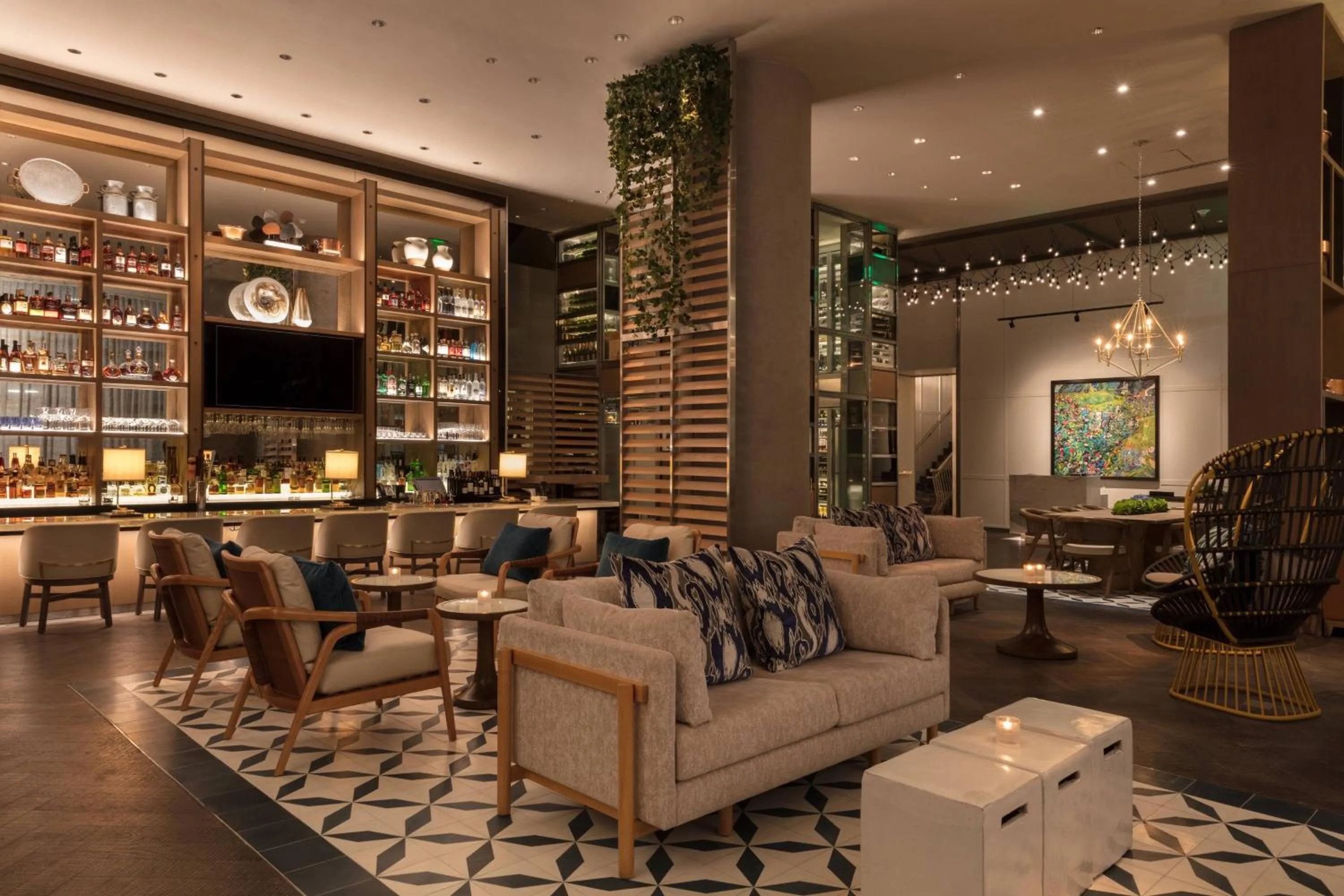Lounge or bar in Hotel Beaux Arts, Autograph Collection
