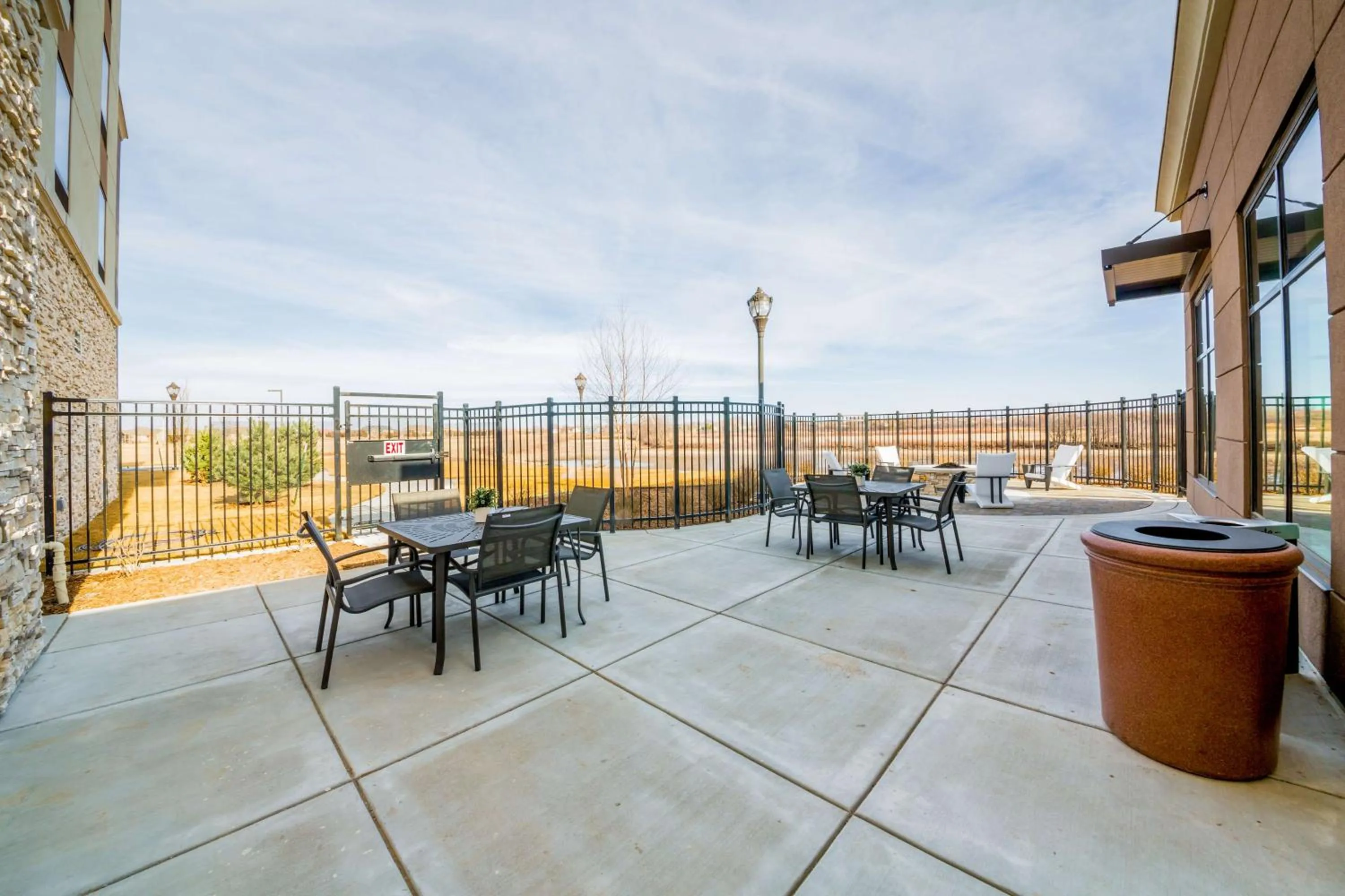 Patio in Hampton Inn By Hilton Wichita Northwest