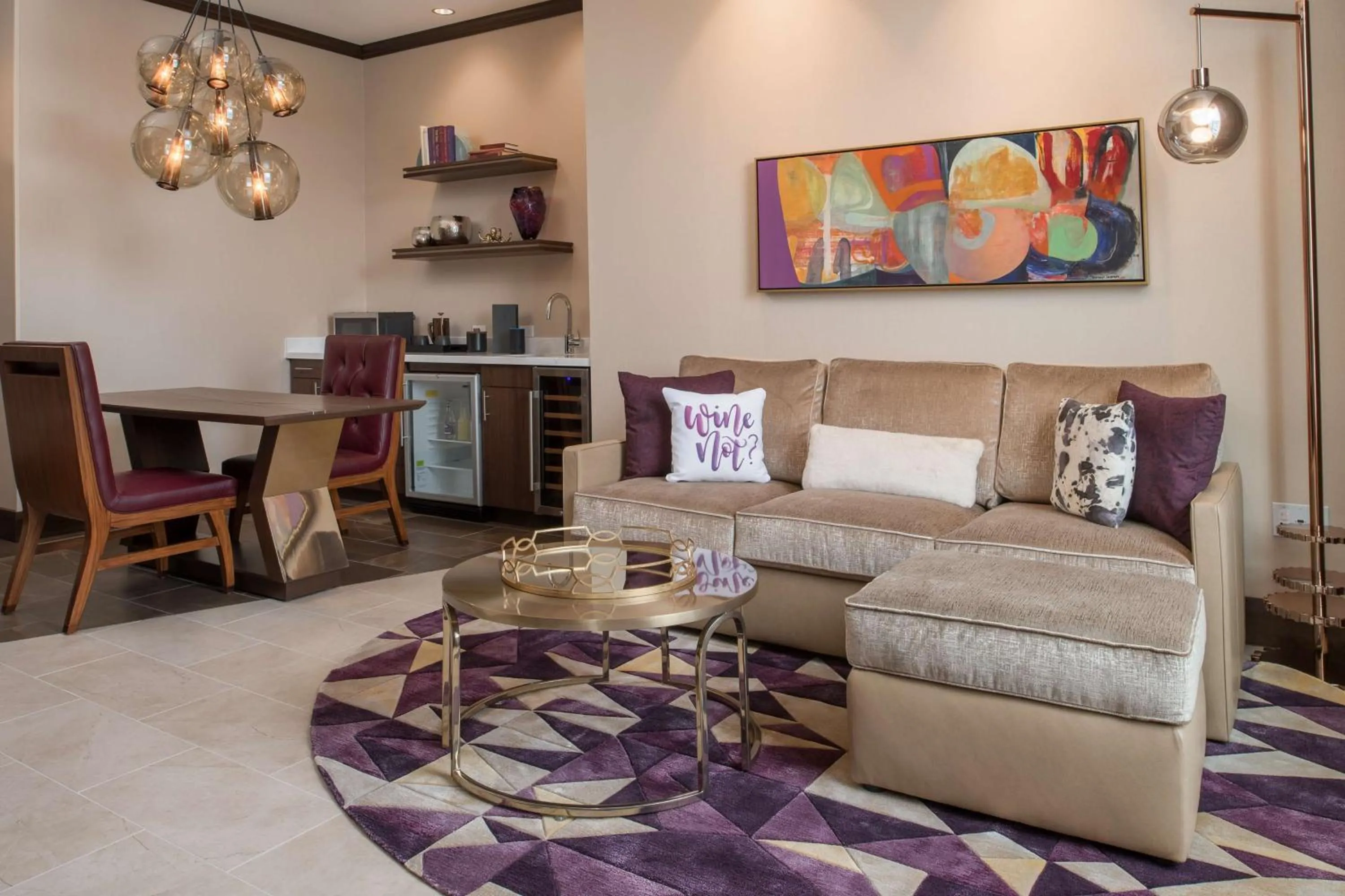 Living room in Embassy Suites By Hilton Seattle Downtown Pioneer Square