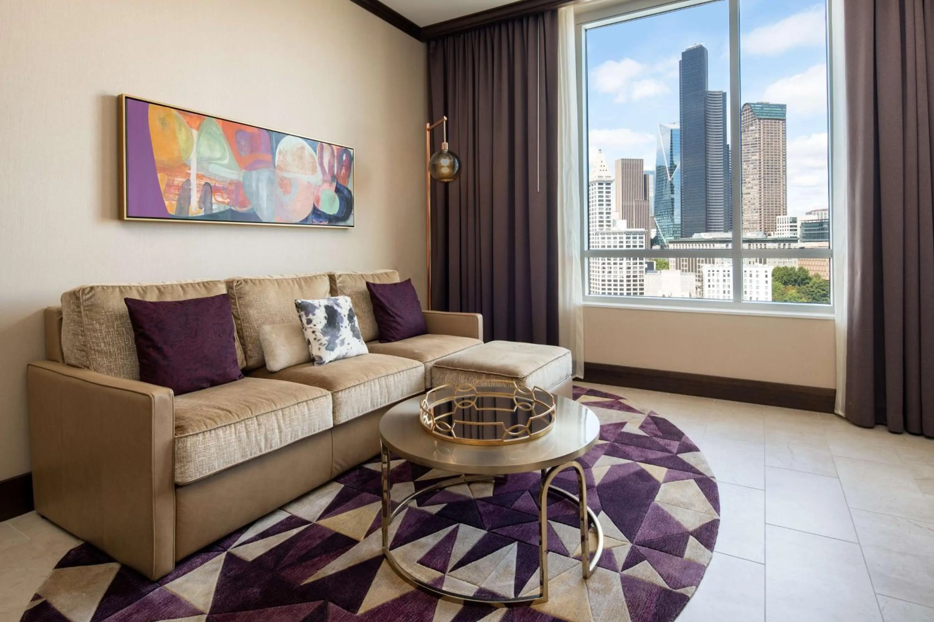 Living room in Embassy Suites By Hilton Seattle Downtown Pioneer Square