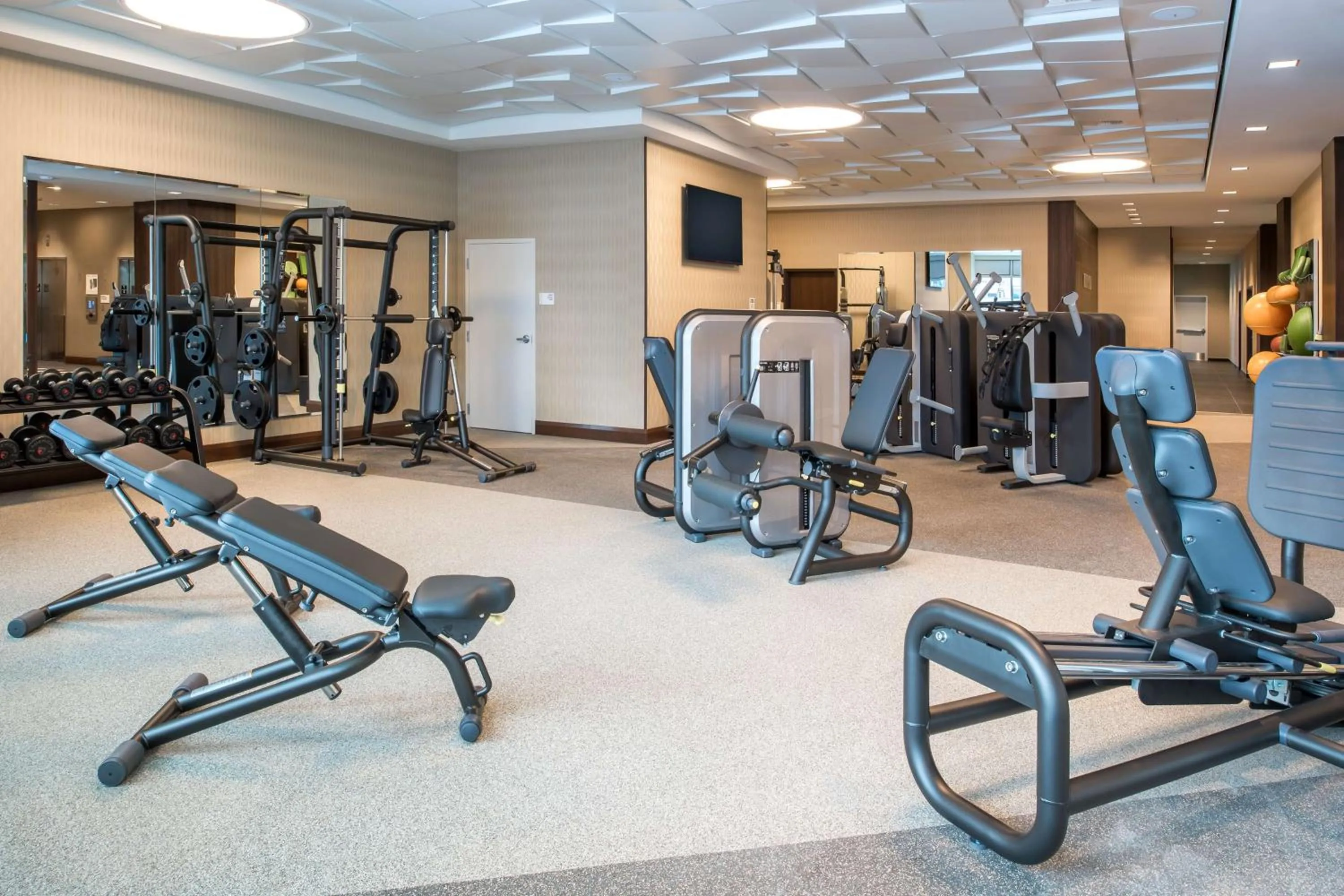 Fitness centre/facilities in Embassy Suites By Hilton Seattle Downtown Pioneer Square