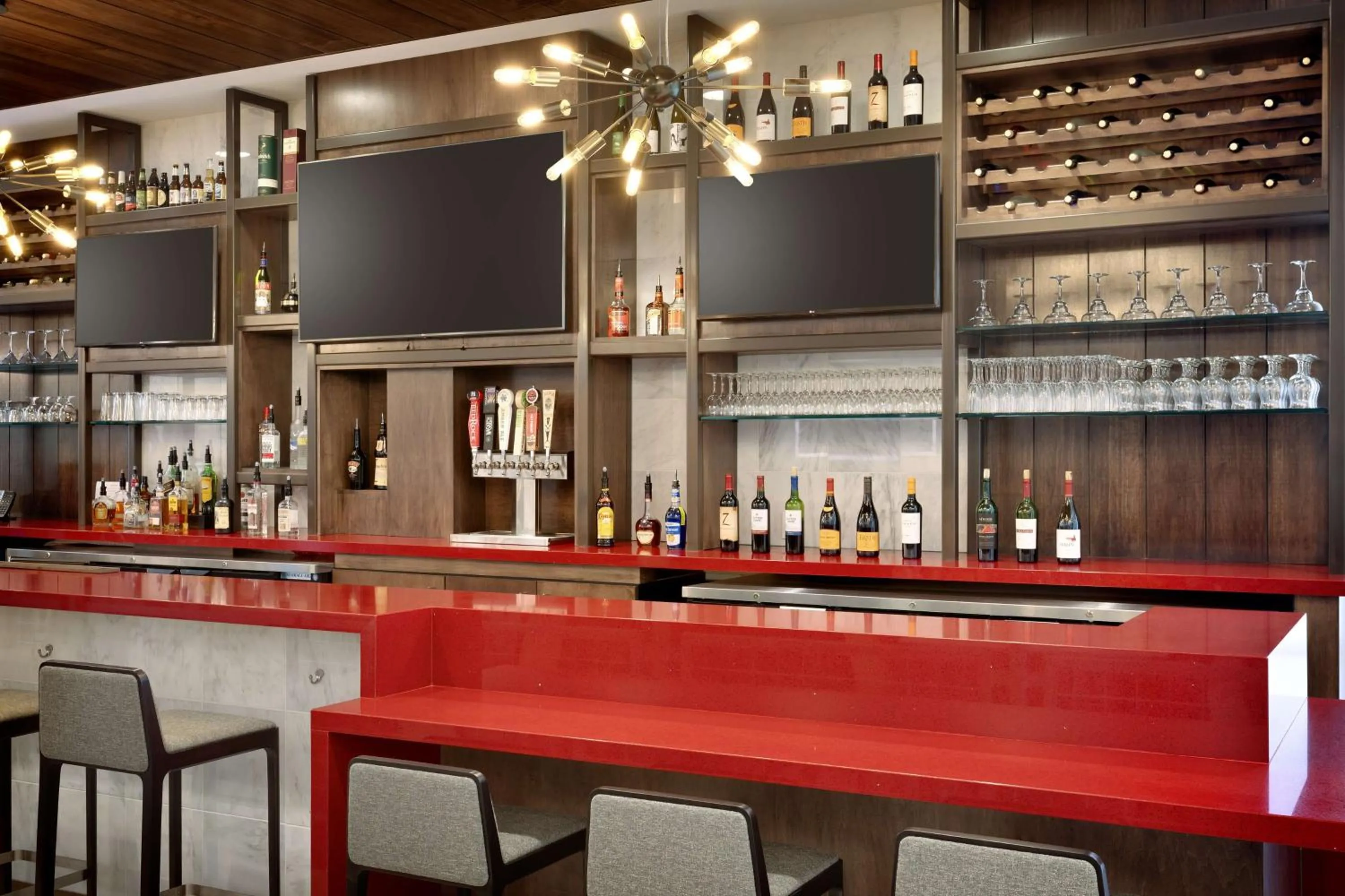 Lounge or bar in Hilton Garden Inn Lehi
