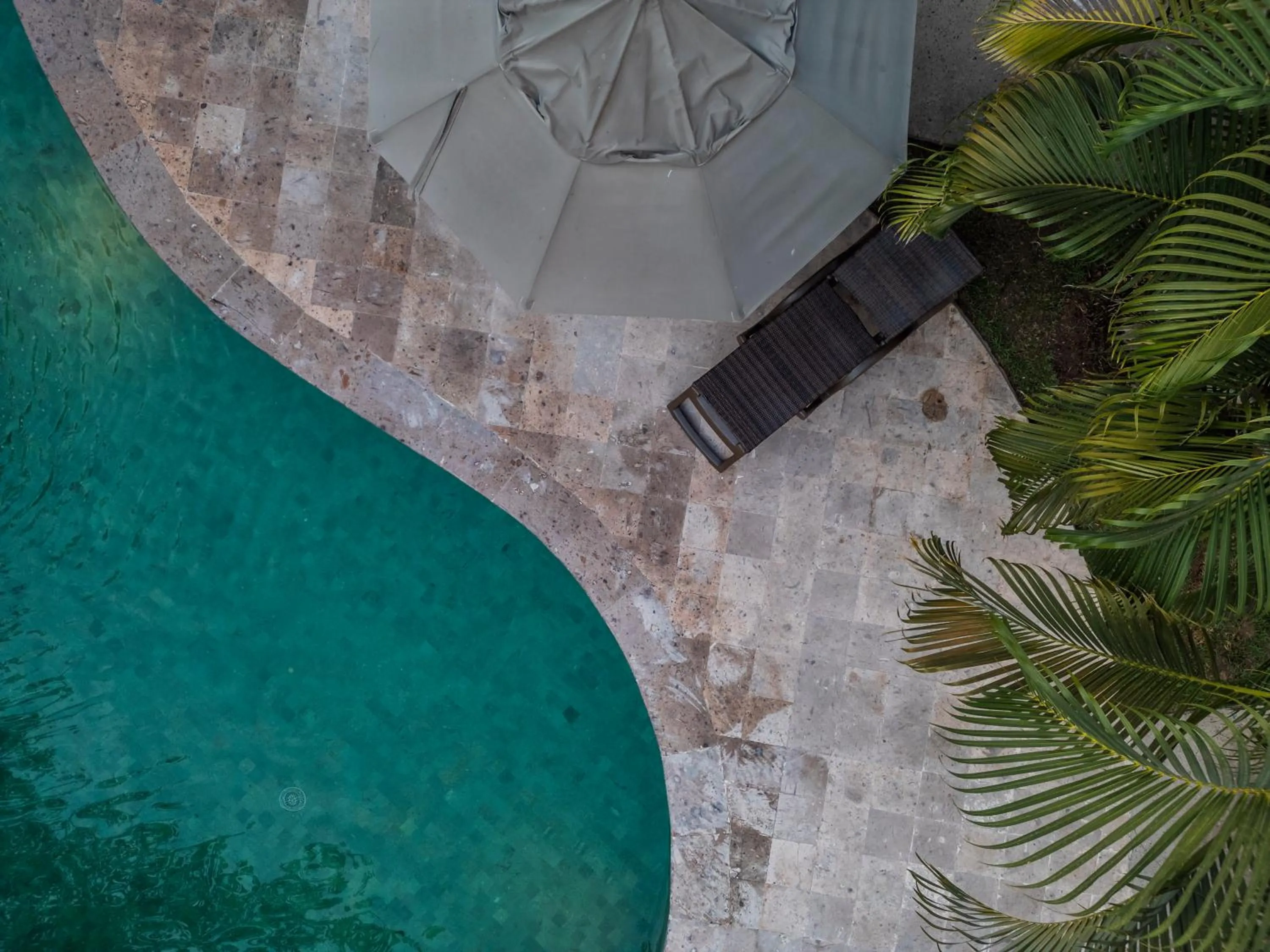 Swimming pool in Comfort Inn Puerto Vallarta Golfside & Marina