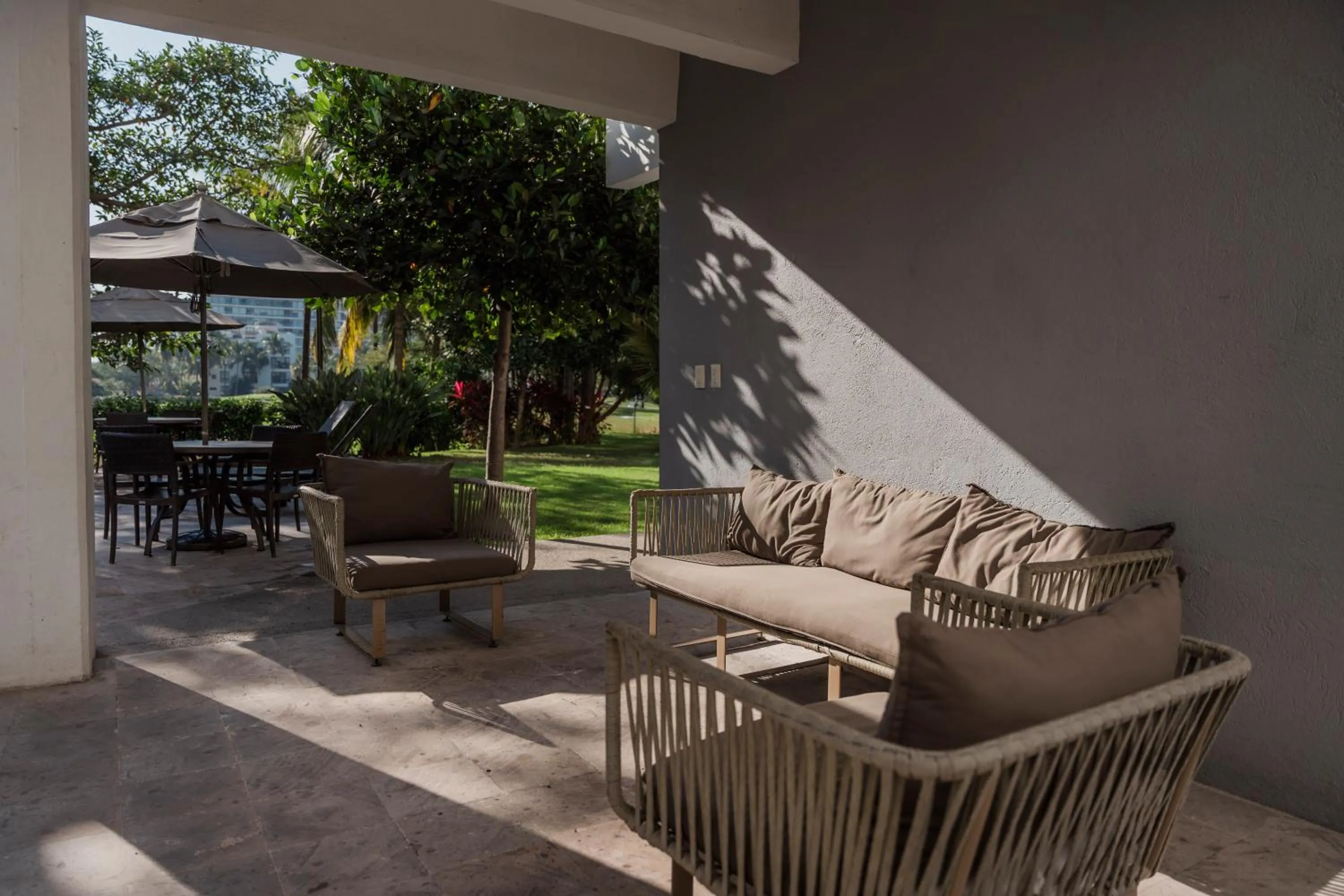 Garden in Comfort Inn Puerto Vallarta Golfside & Marina