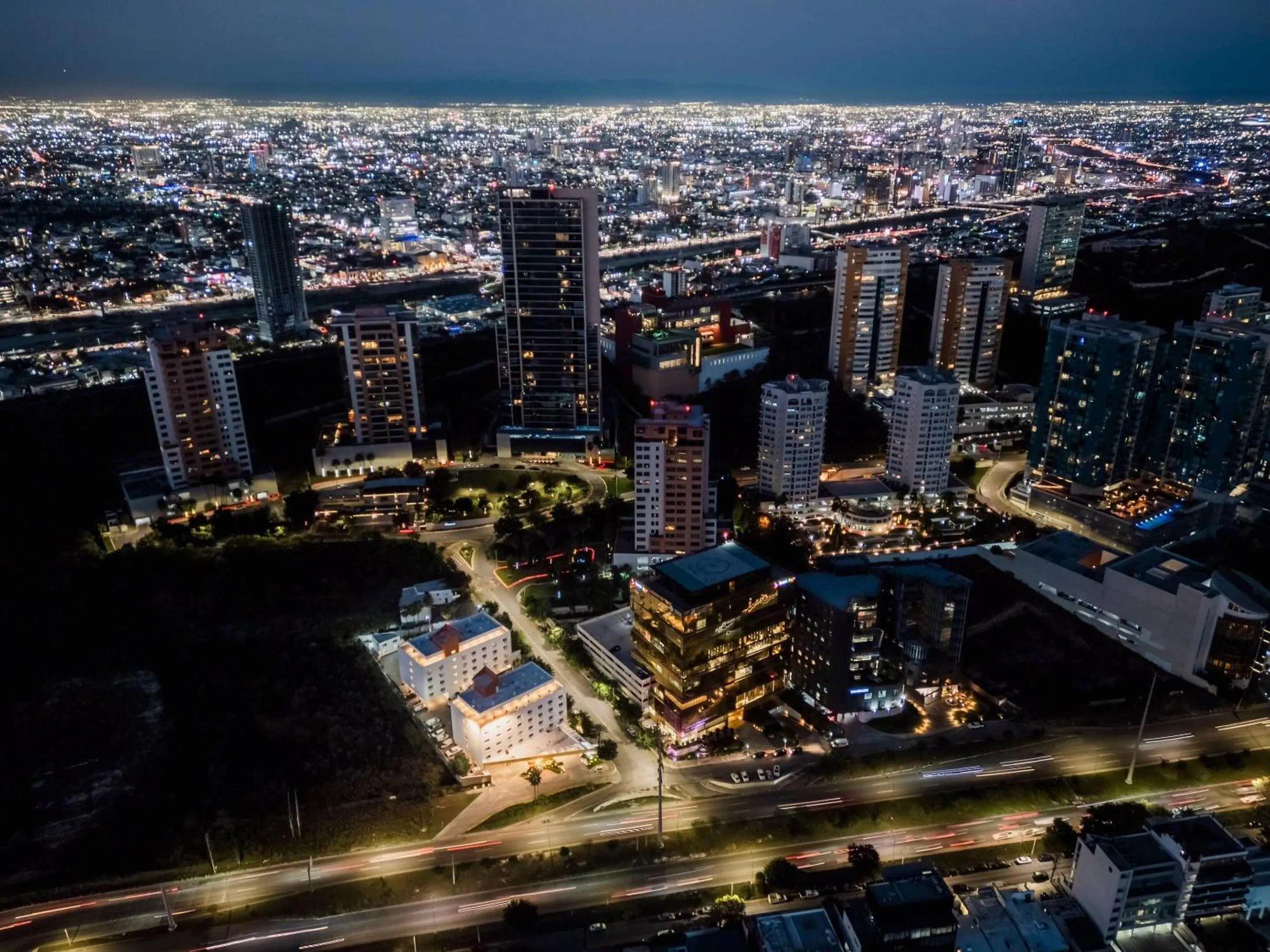 Property building in Comfort Inn Monterrey Valle