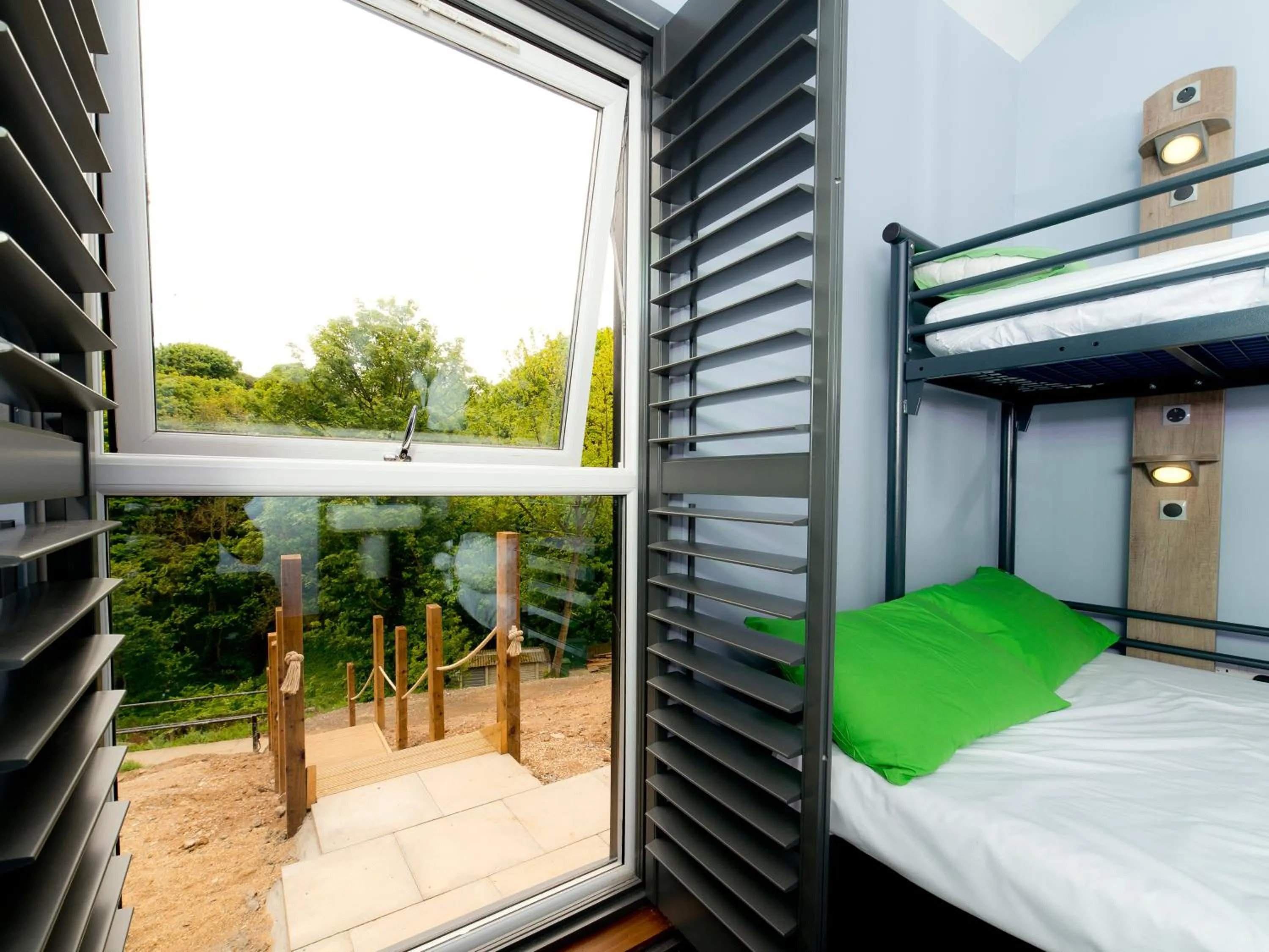 Bedroom, Bed in YHA Boggle Hole