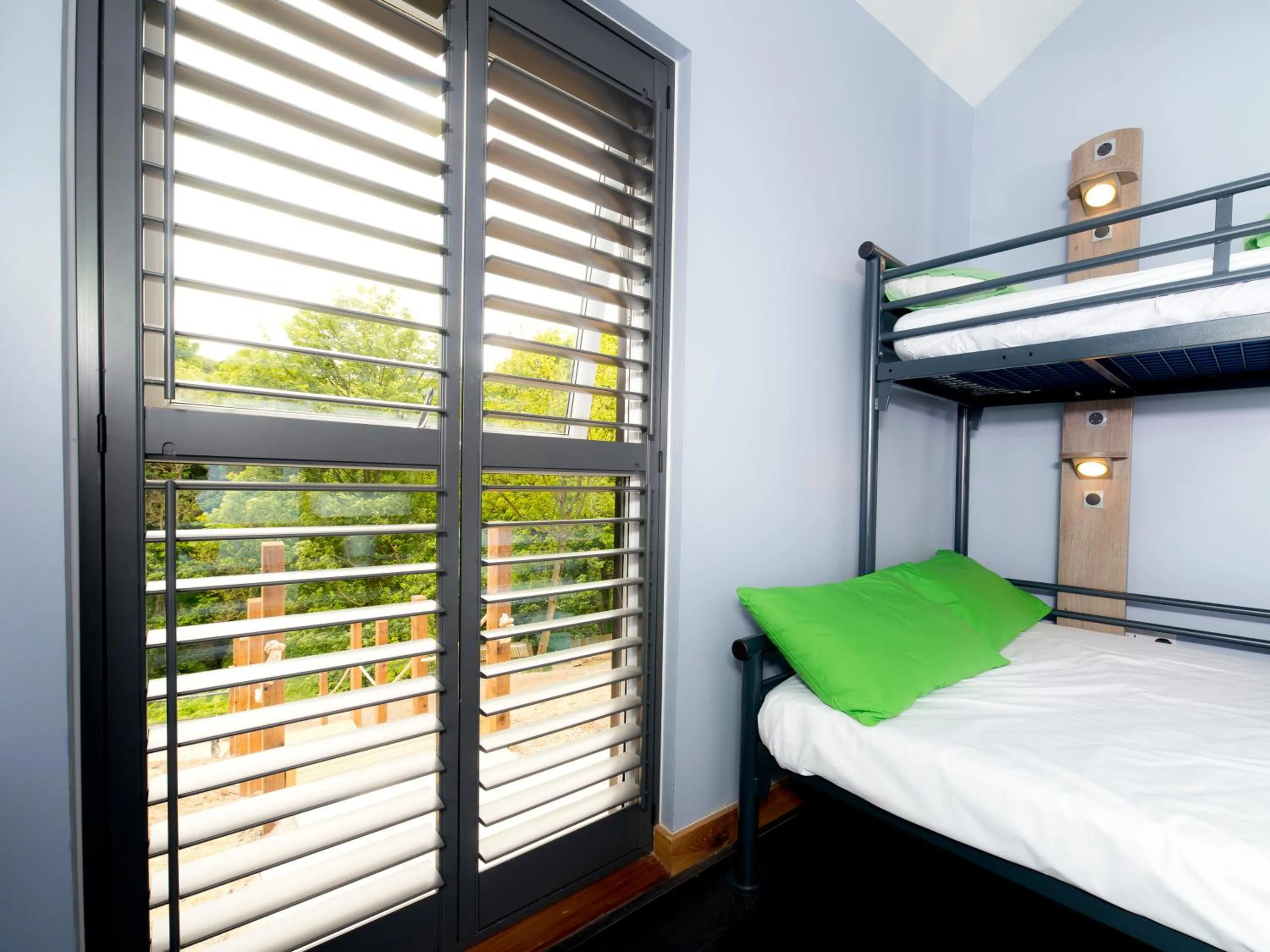 Bedroom, Bed in YHA Boggle Hole