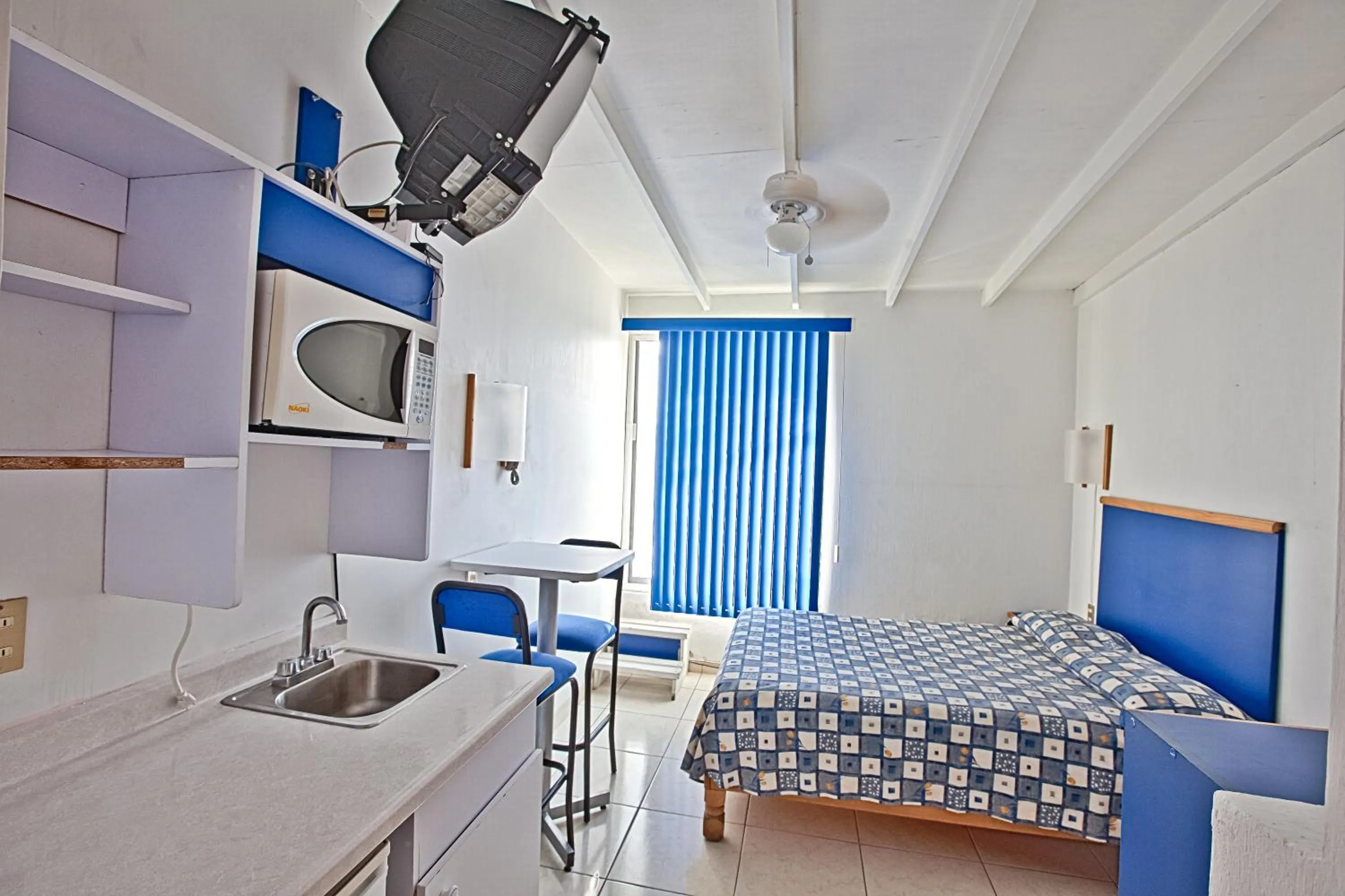 Bed in Hotel H Americas