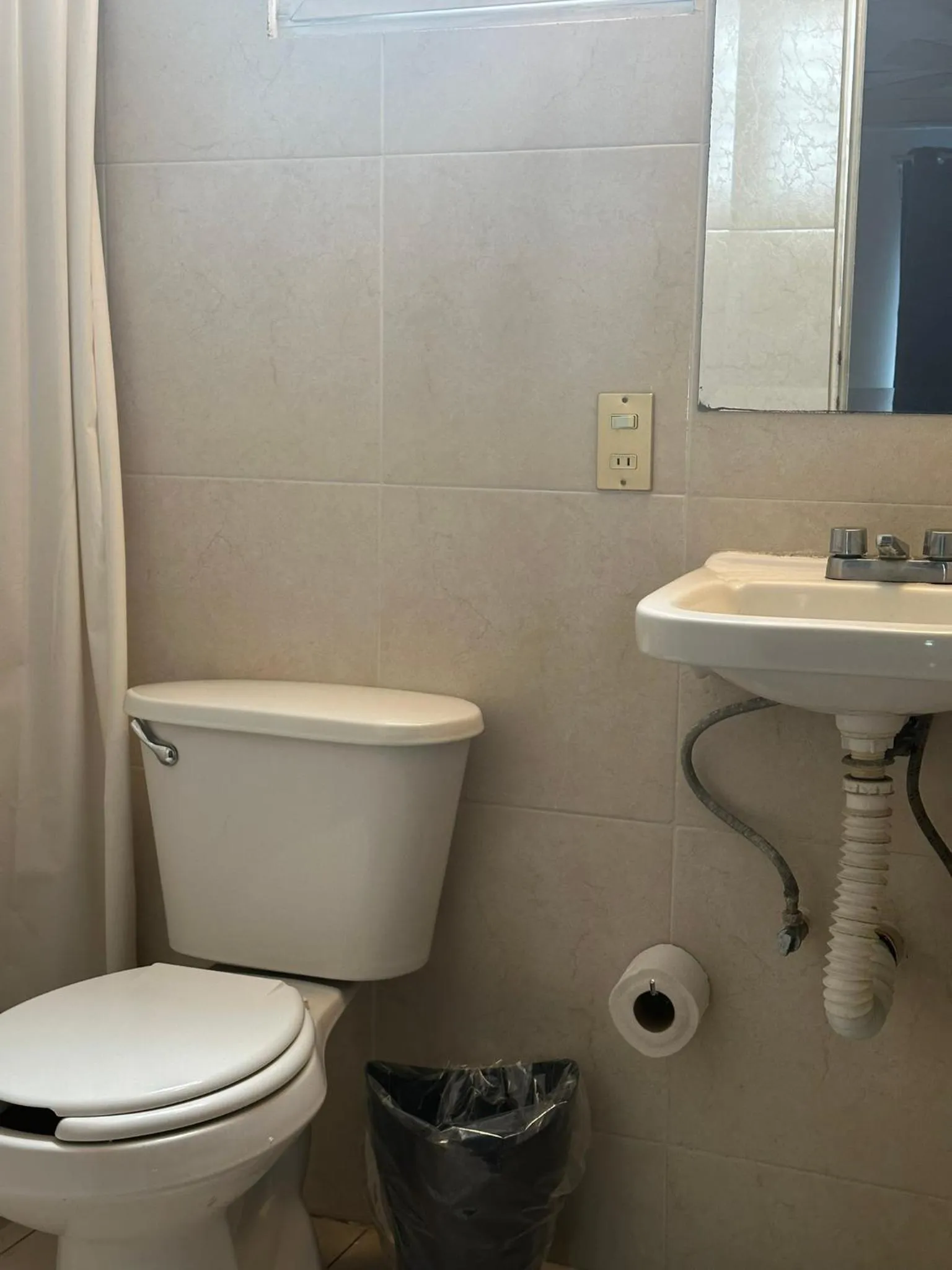 Bathroom in Vagabundo Expo Guadalajara