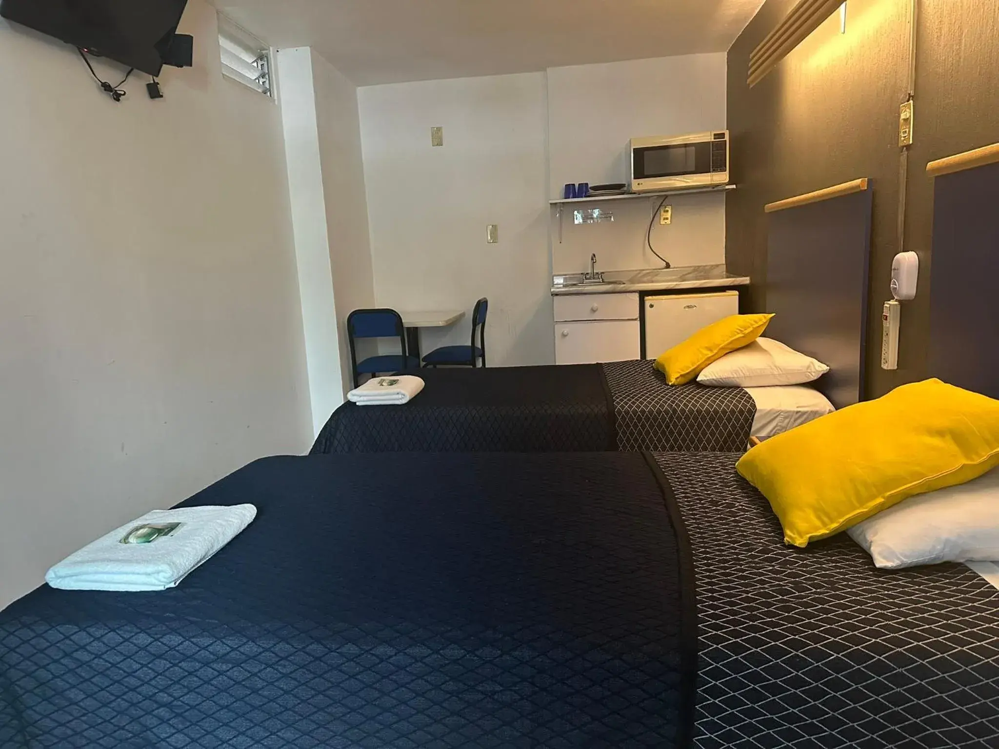 Twin Room in Vagabundo Expo Guadalajara Twin Room in Vagabundo Expo Guadalajara