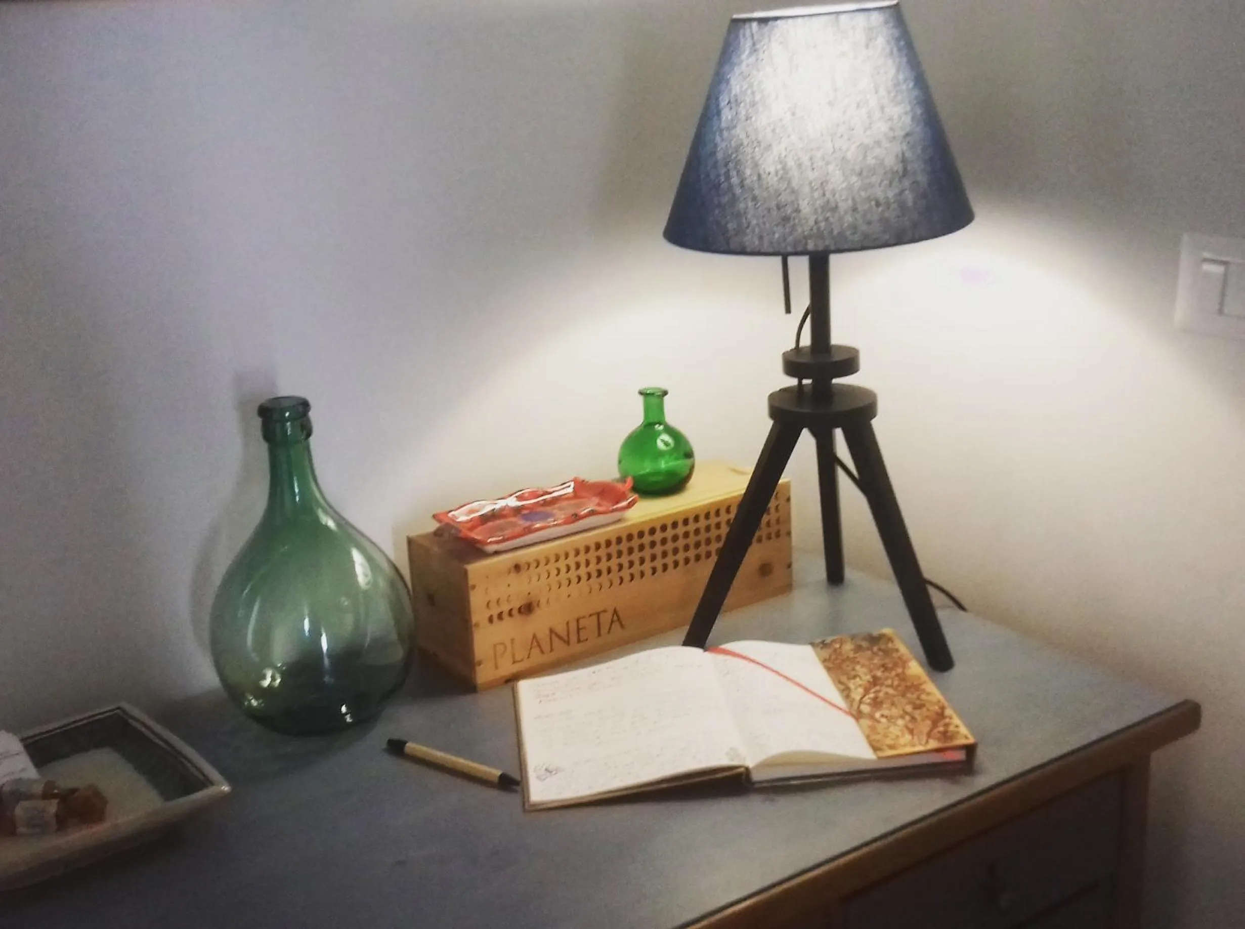 Decorative detail in Bed, Book & Breakfast Landolina