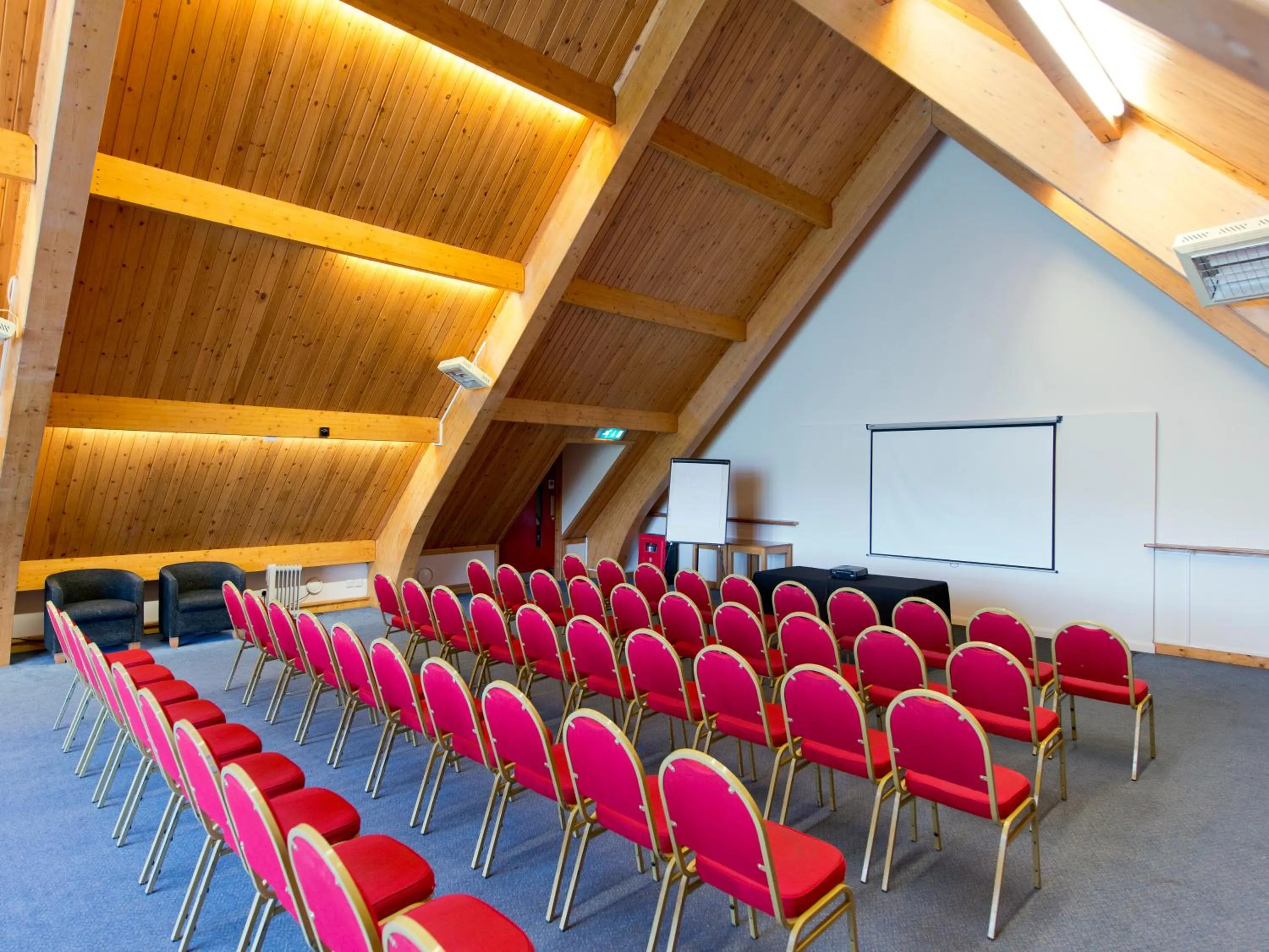 Meeting/conference room in YHA London Lee Valley