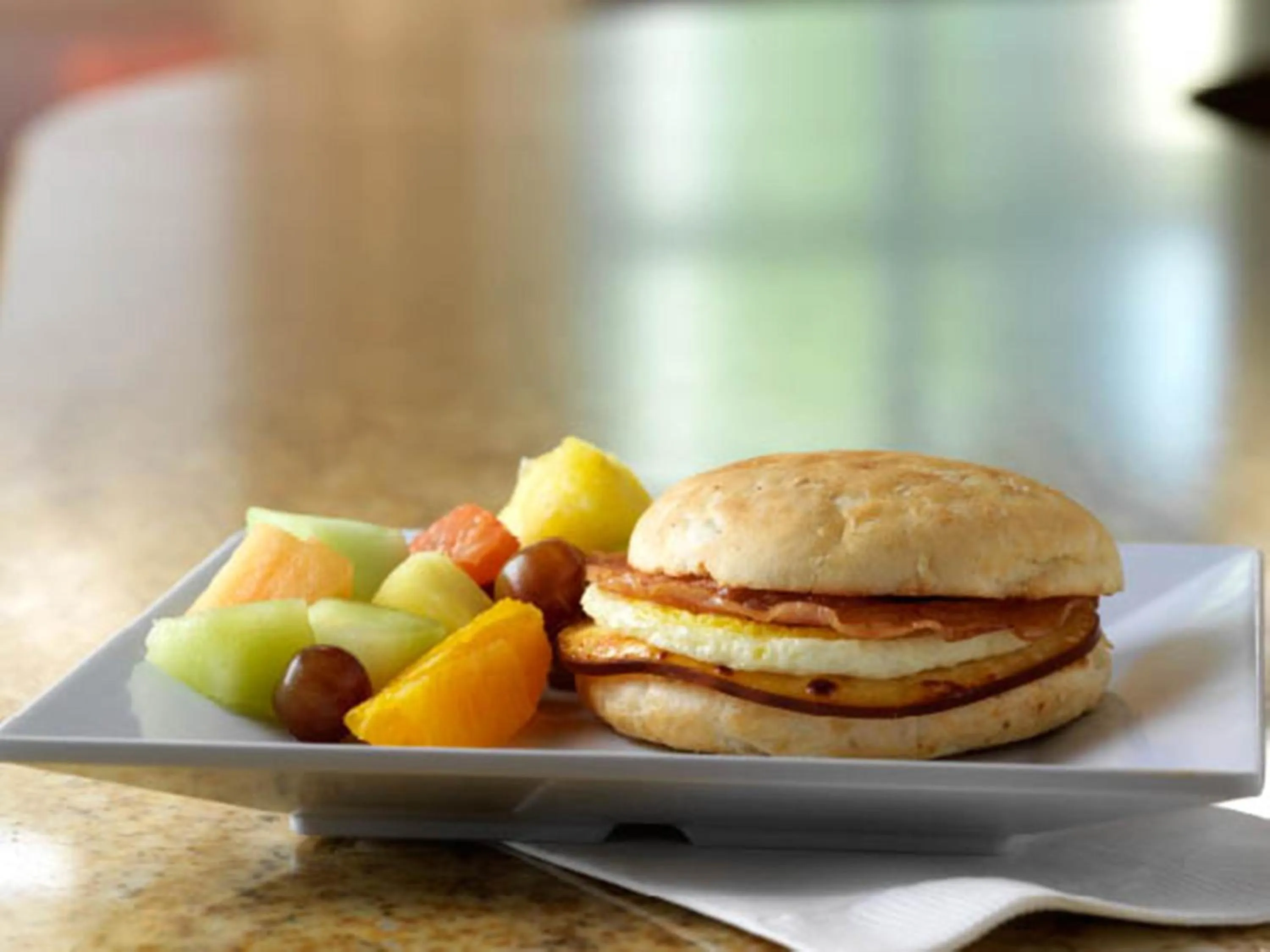 American breakfast in Hyatt Place Dallas/North Arlington/Grand Prairie