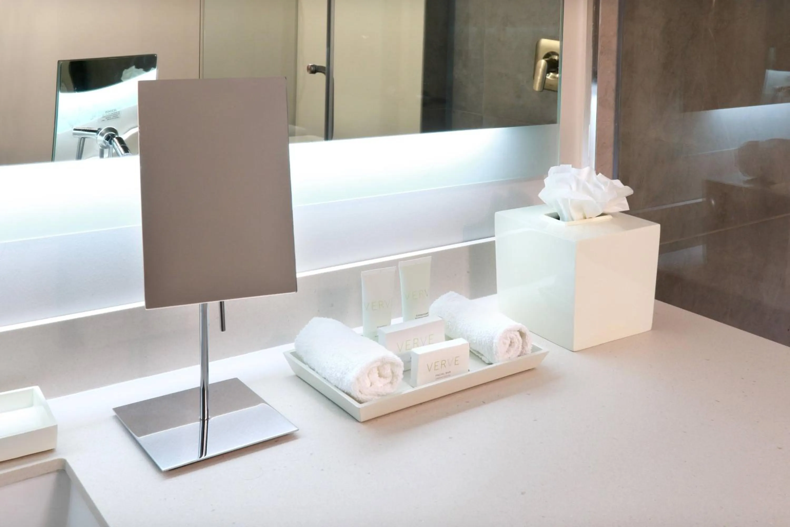 Photo of the whole room in Courtyard Monterrey Airport