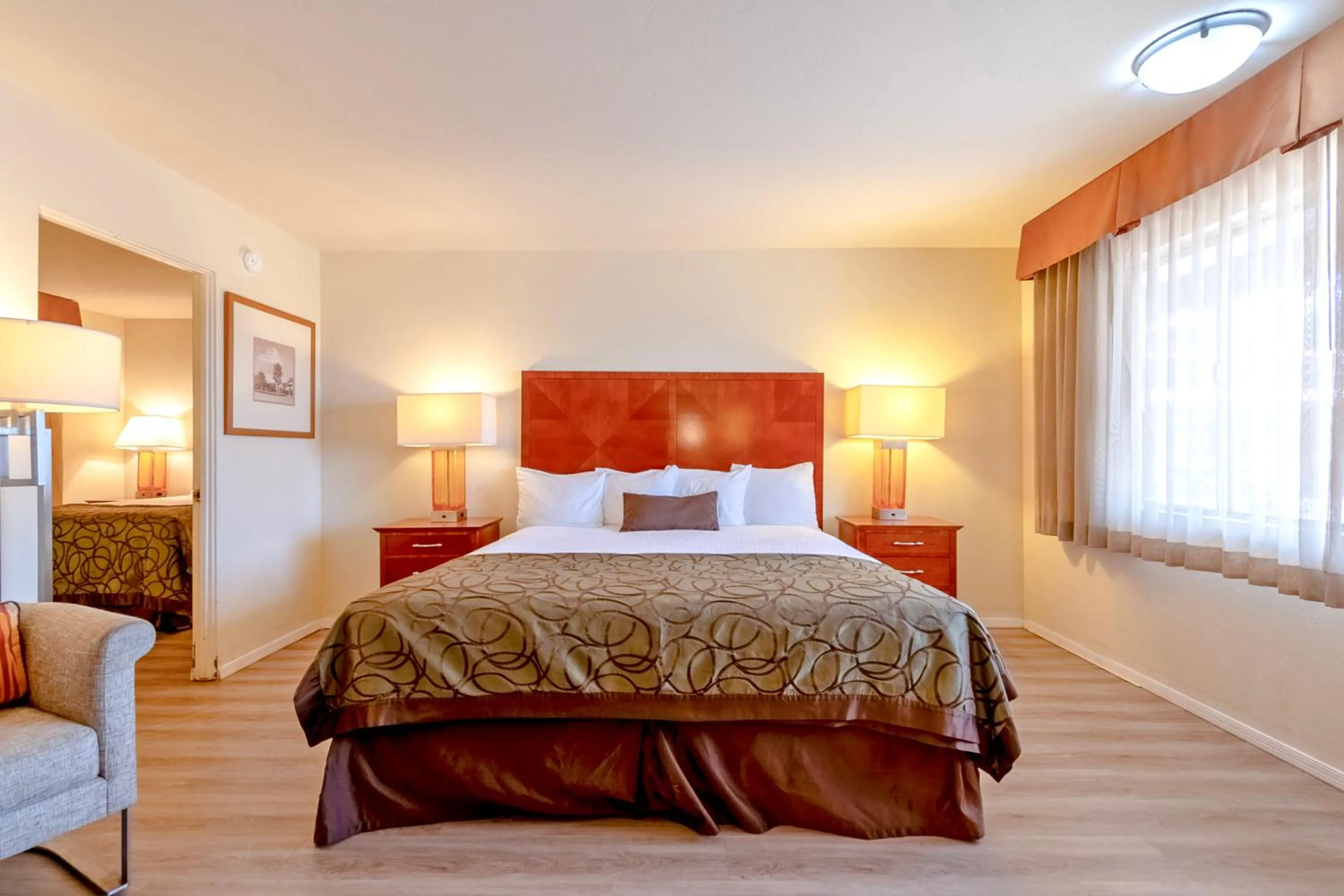 Bedroom, Bed in Historic Coronado Motor Hotel by OYO