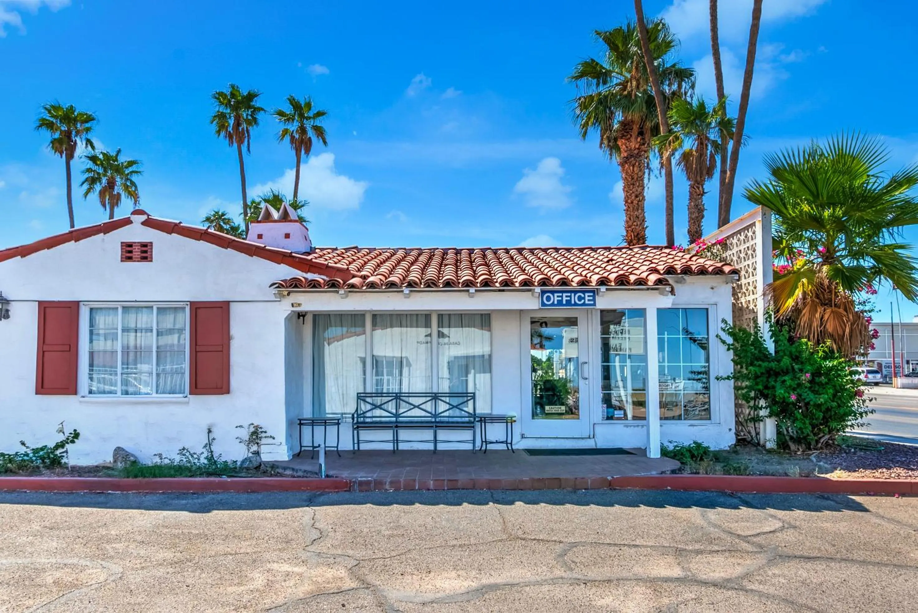Lobby or reception in Historic Coronado Motor Hotel by OYO