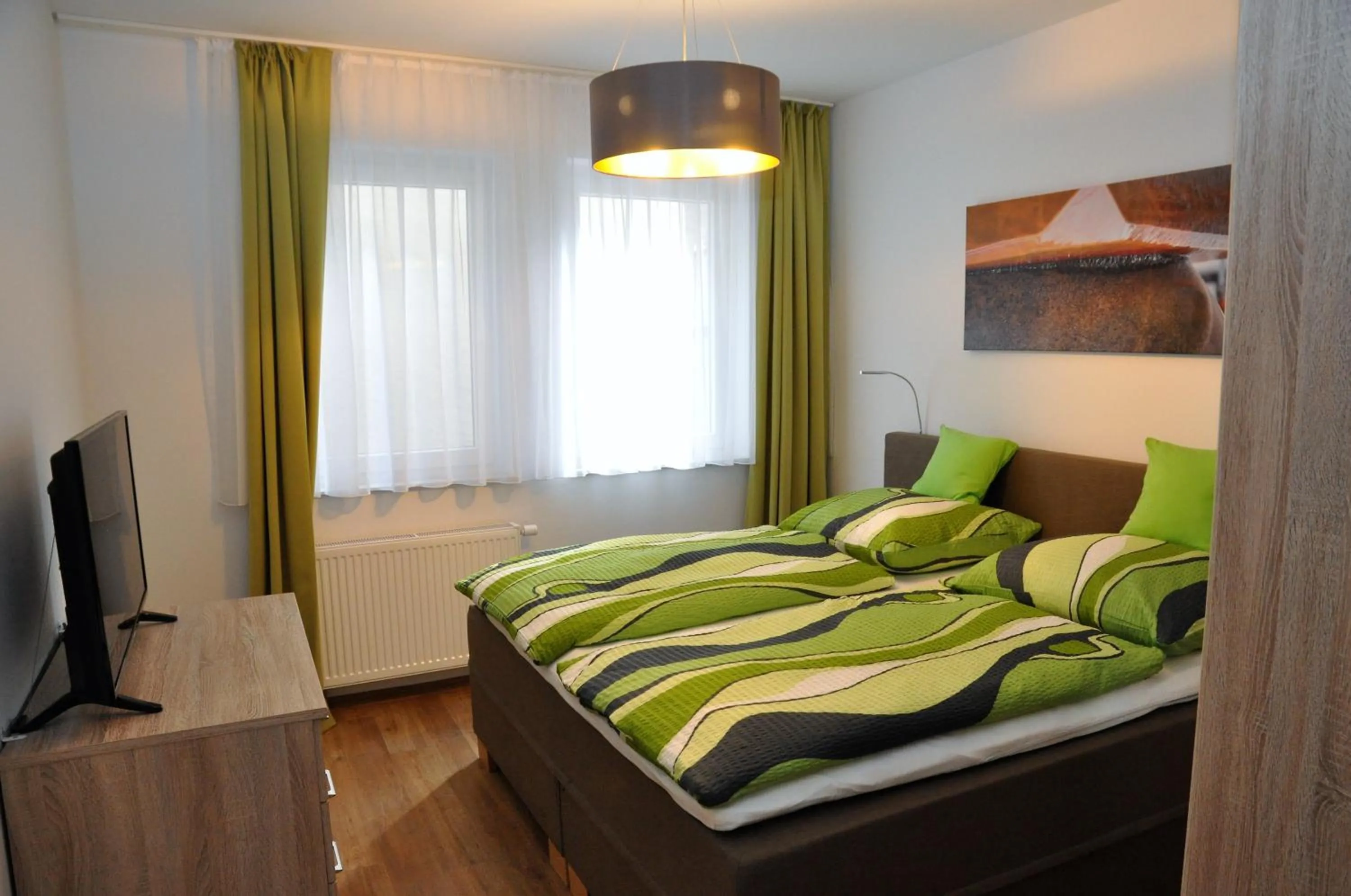 Bedroom, Bed in Apartment an den Quellen