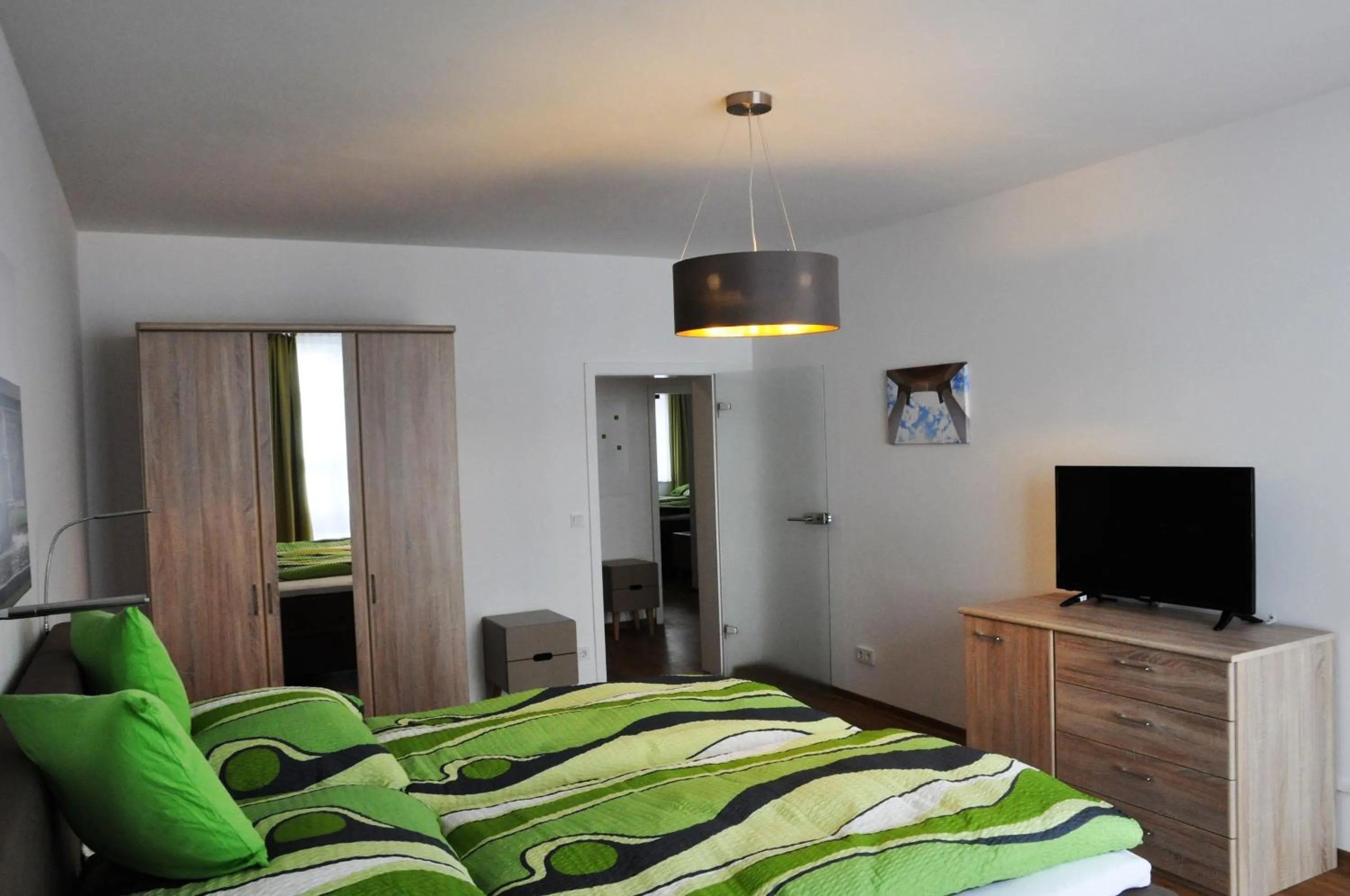 Bedroom, Bed in Apartment an den Quellen