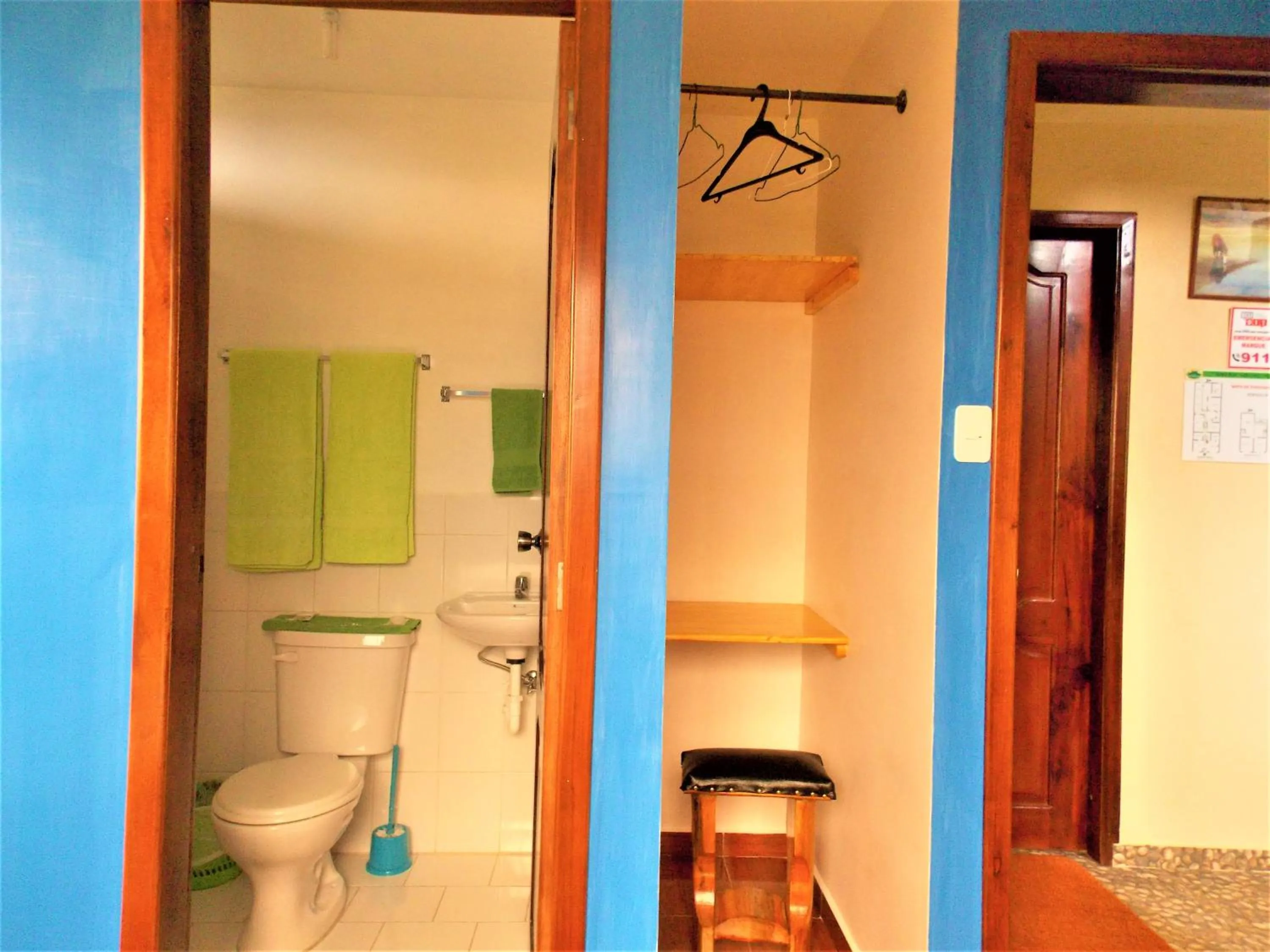 Bathroom in Green House Araque Inn