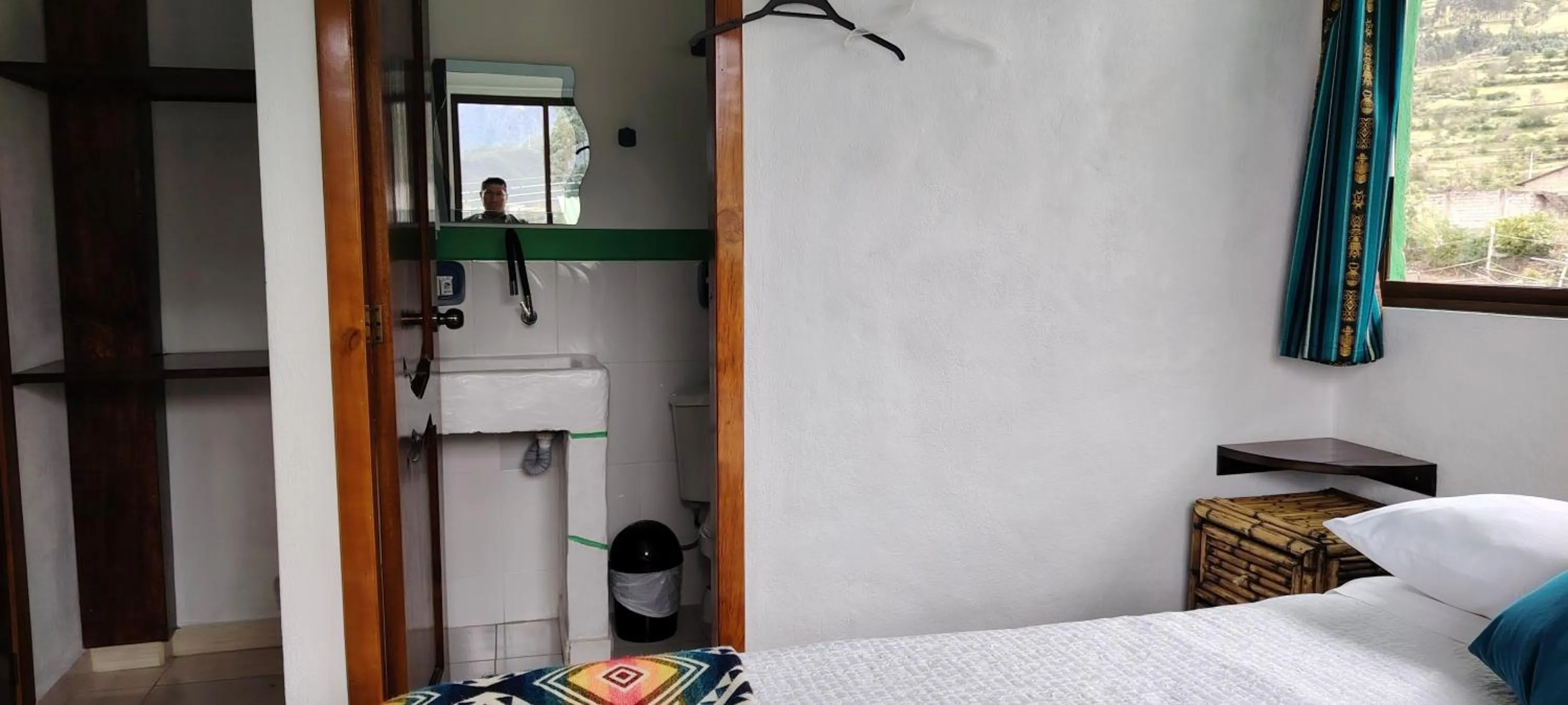 Mountain view, Bed in Green House Araque Inn