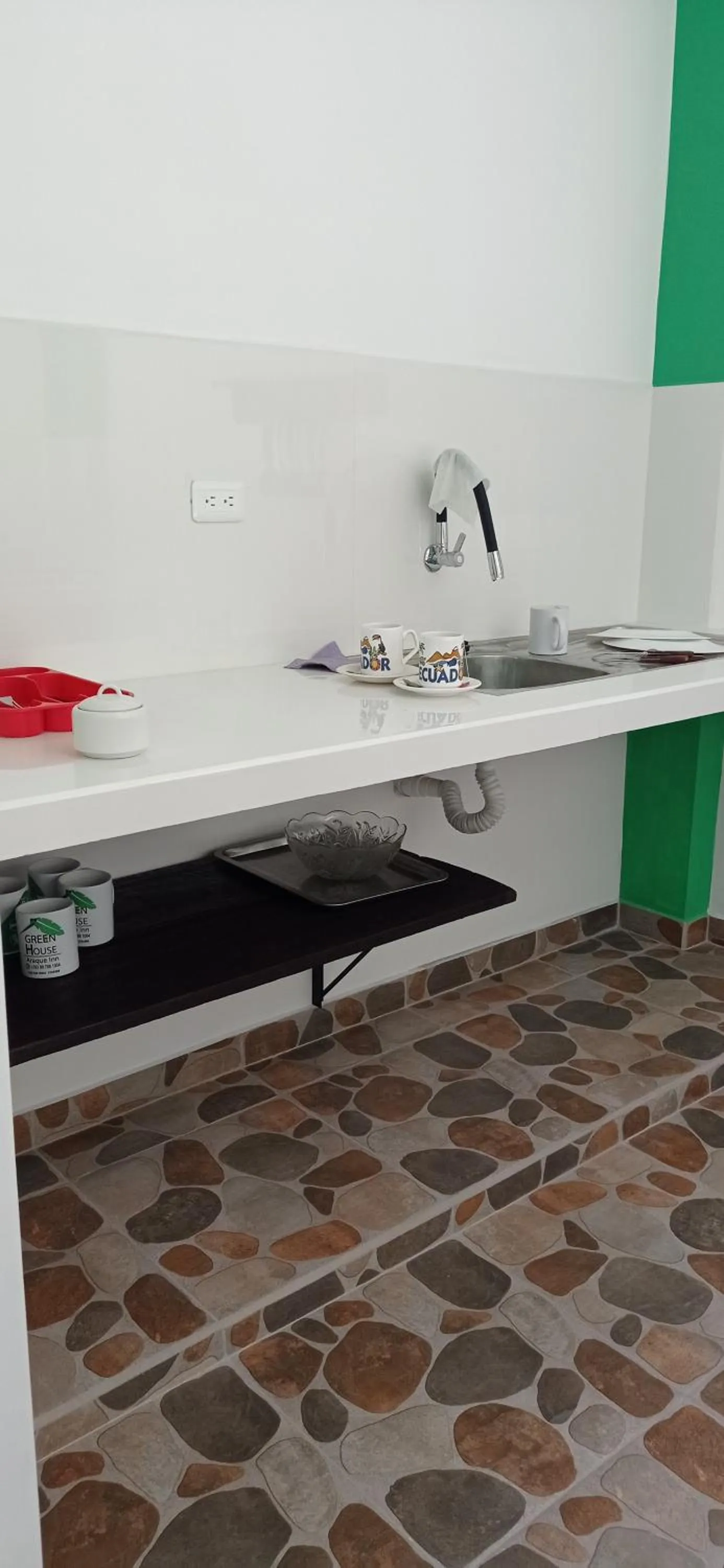 Kitchen or kitchenette in Green House Araque Inn