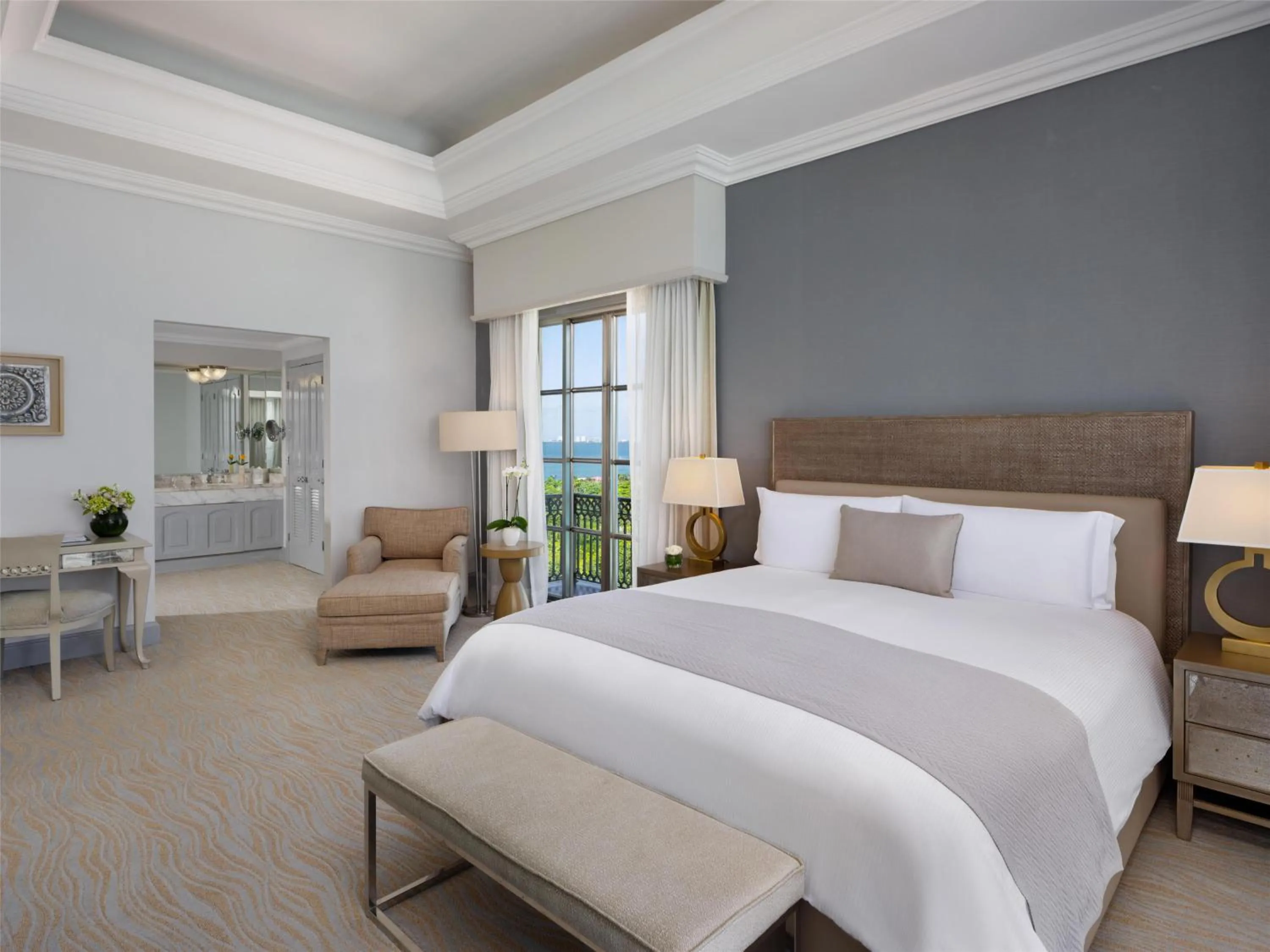 Photo of the whole room, Bed in Kempinski Hotel Cancun