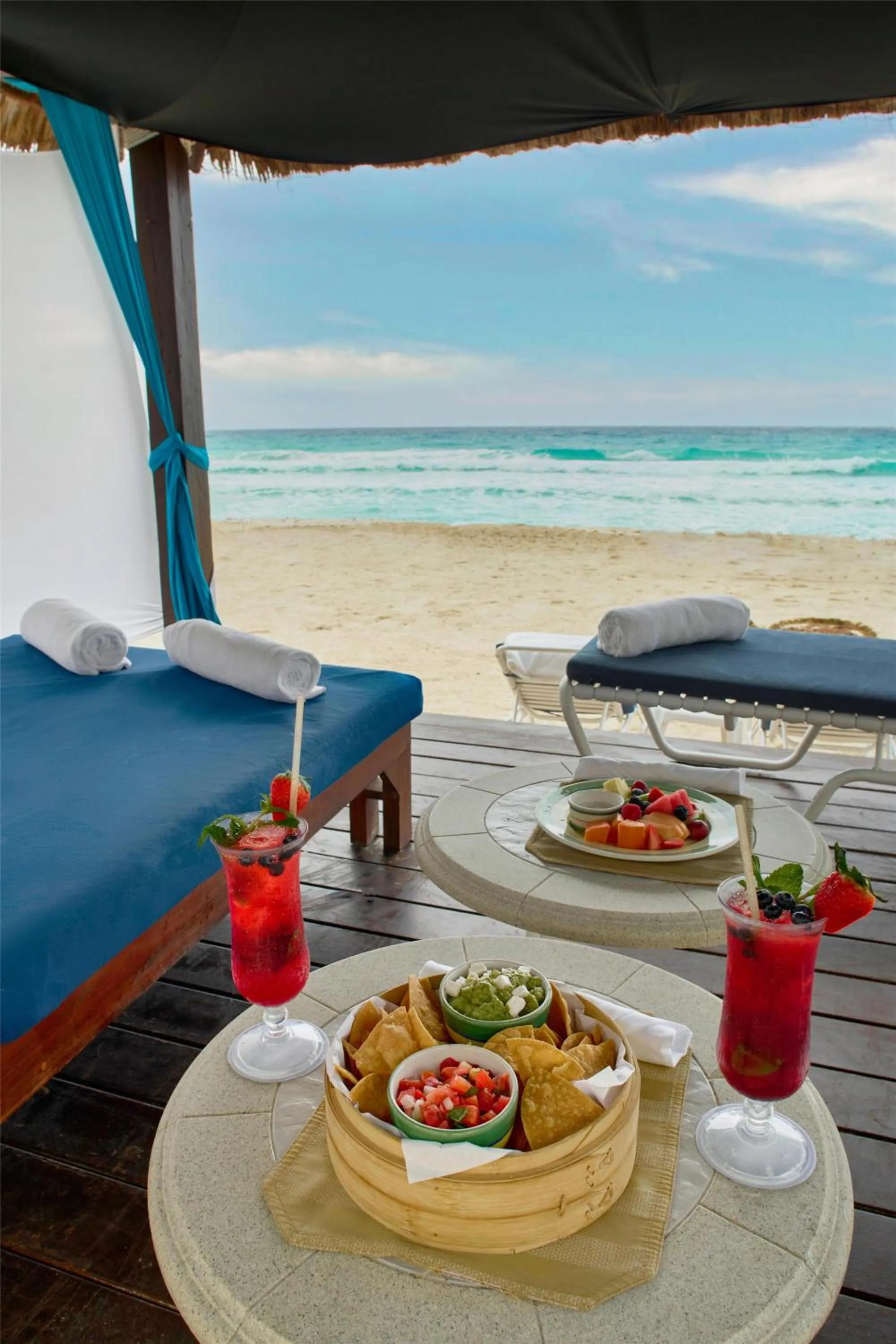 Photo of the whole room in Kempinski Hotel Cancun