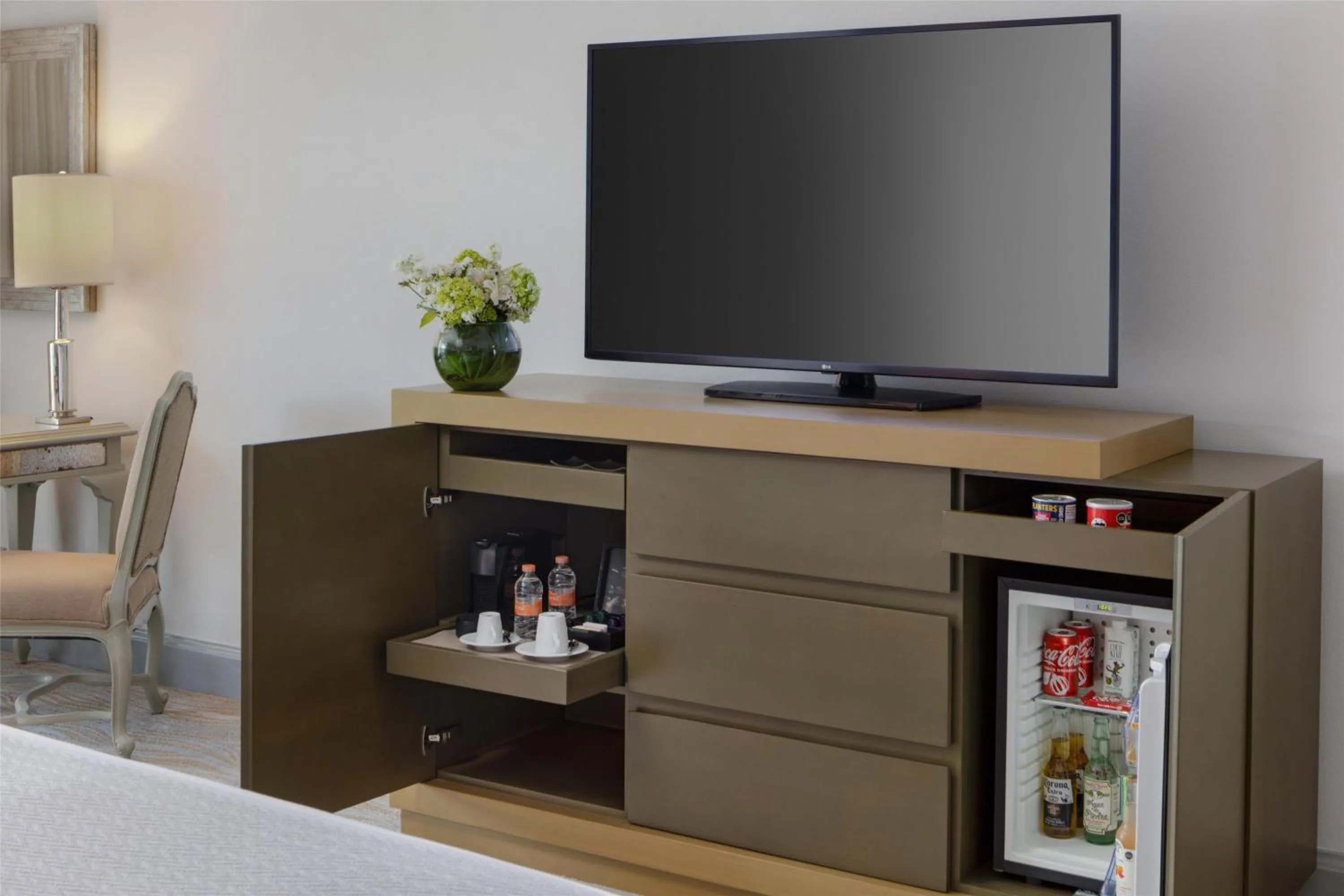 TV and multimedia in Kempinski Hotel Cancun