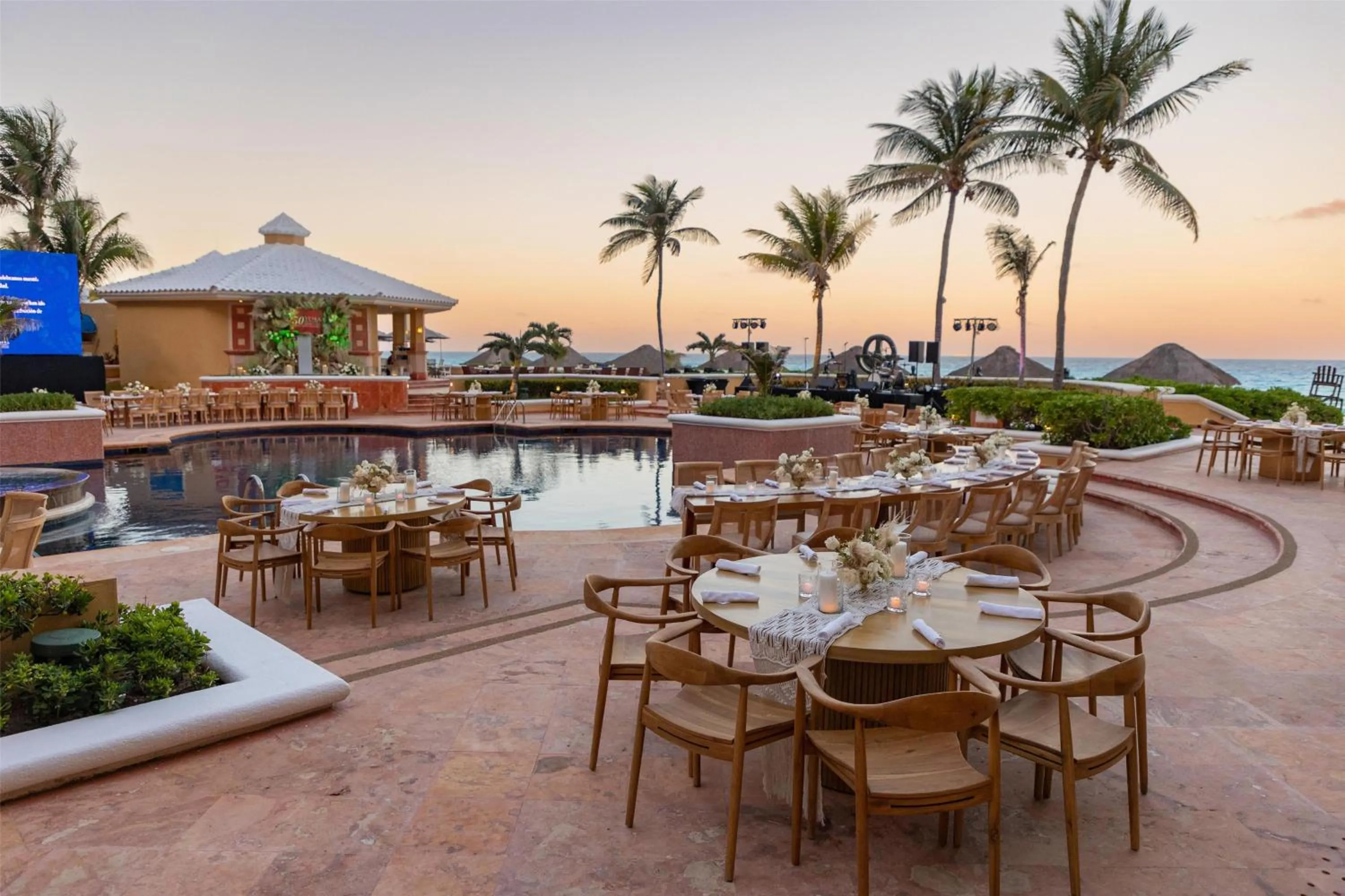 Restaurant/places to eat in Kempinski Hotel Cancun