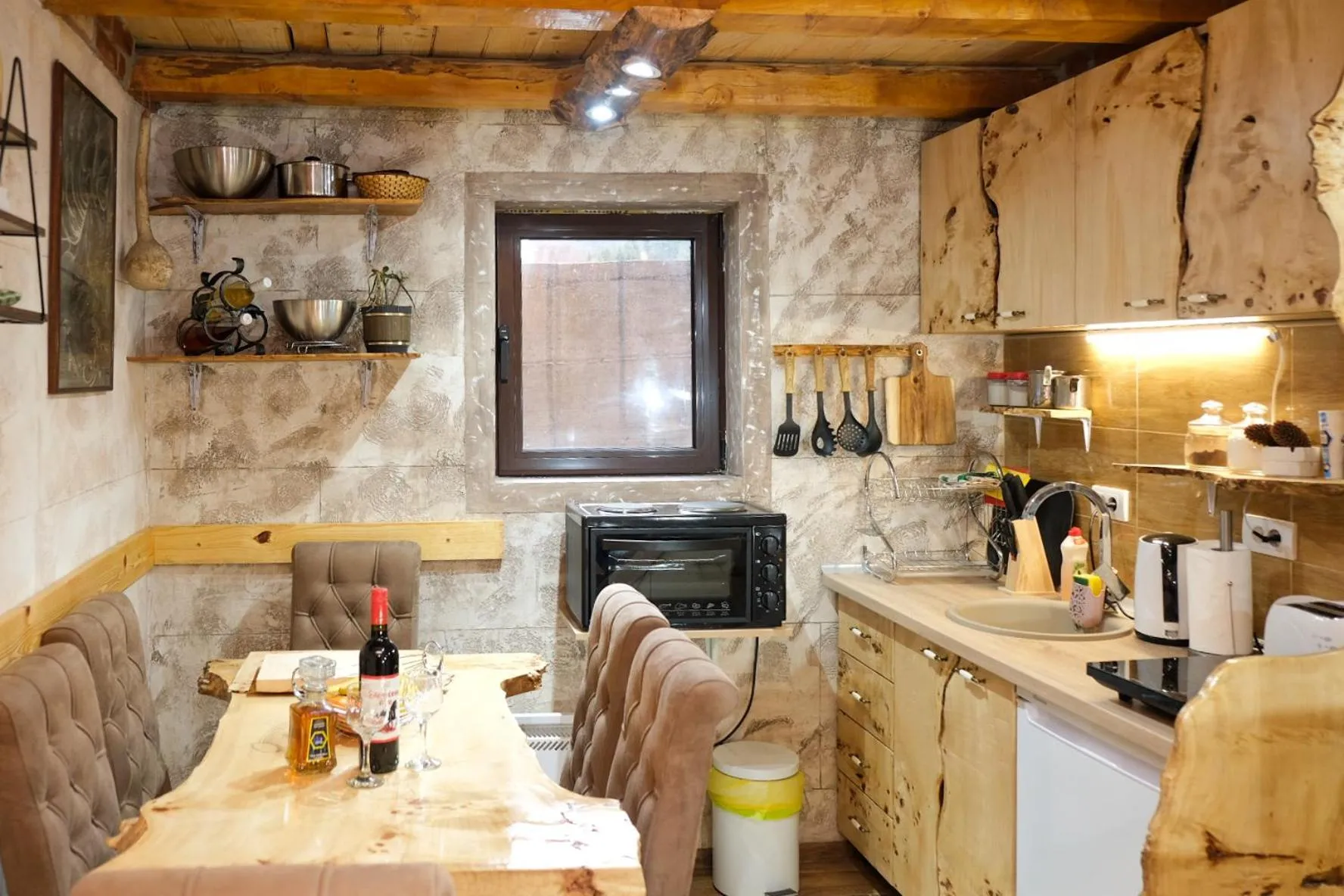 Dining area in Villa Zagorka and mountain houses A, M, D