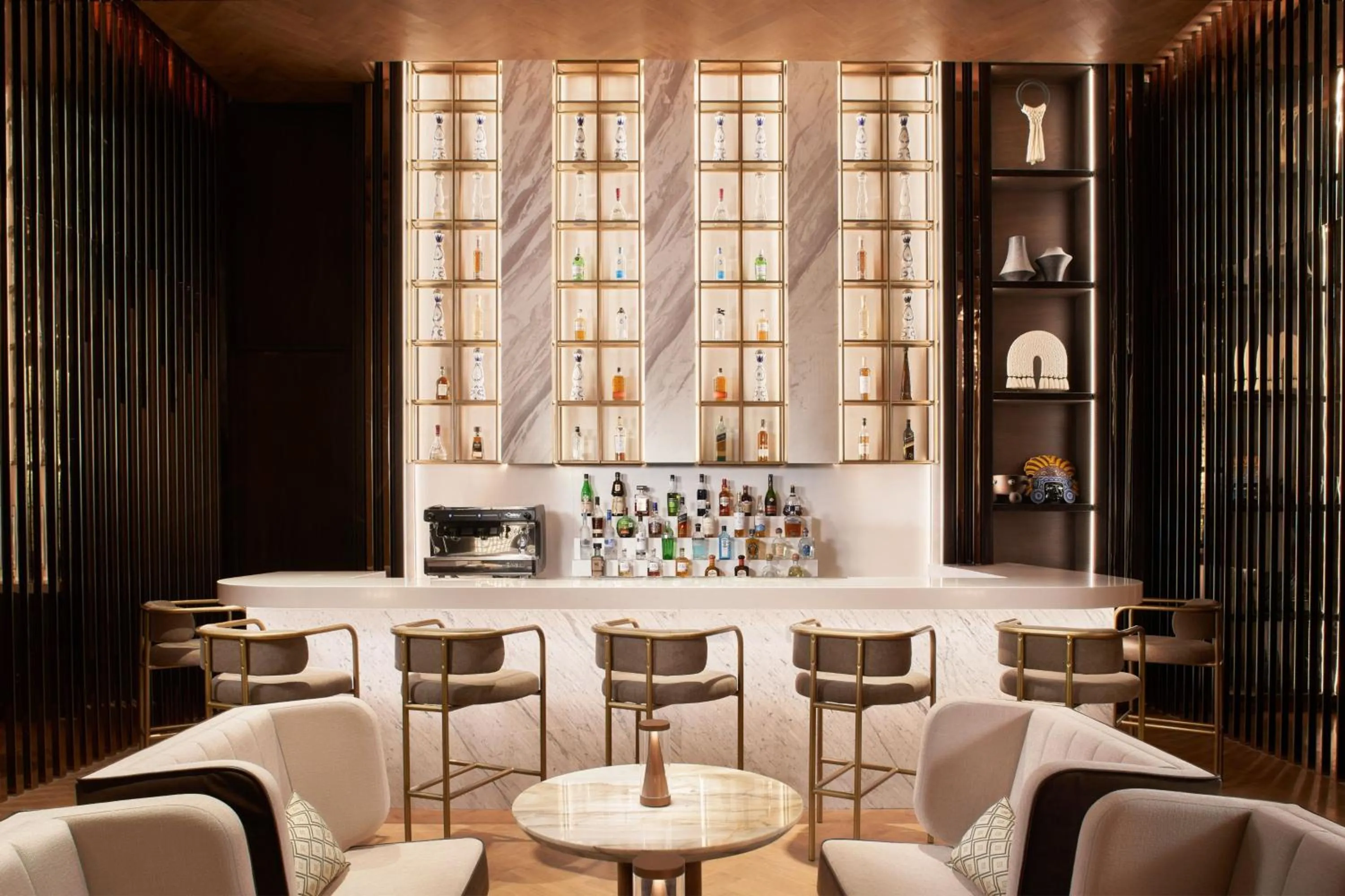 Lounge or bar in JW Marriott Hotel Mexico City Polanco
