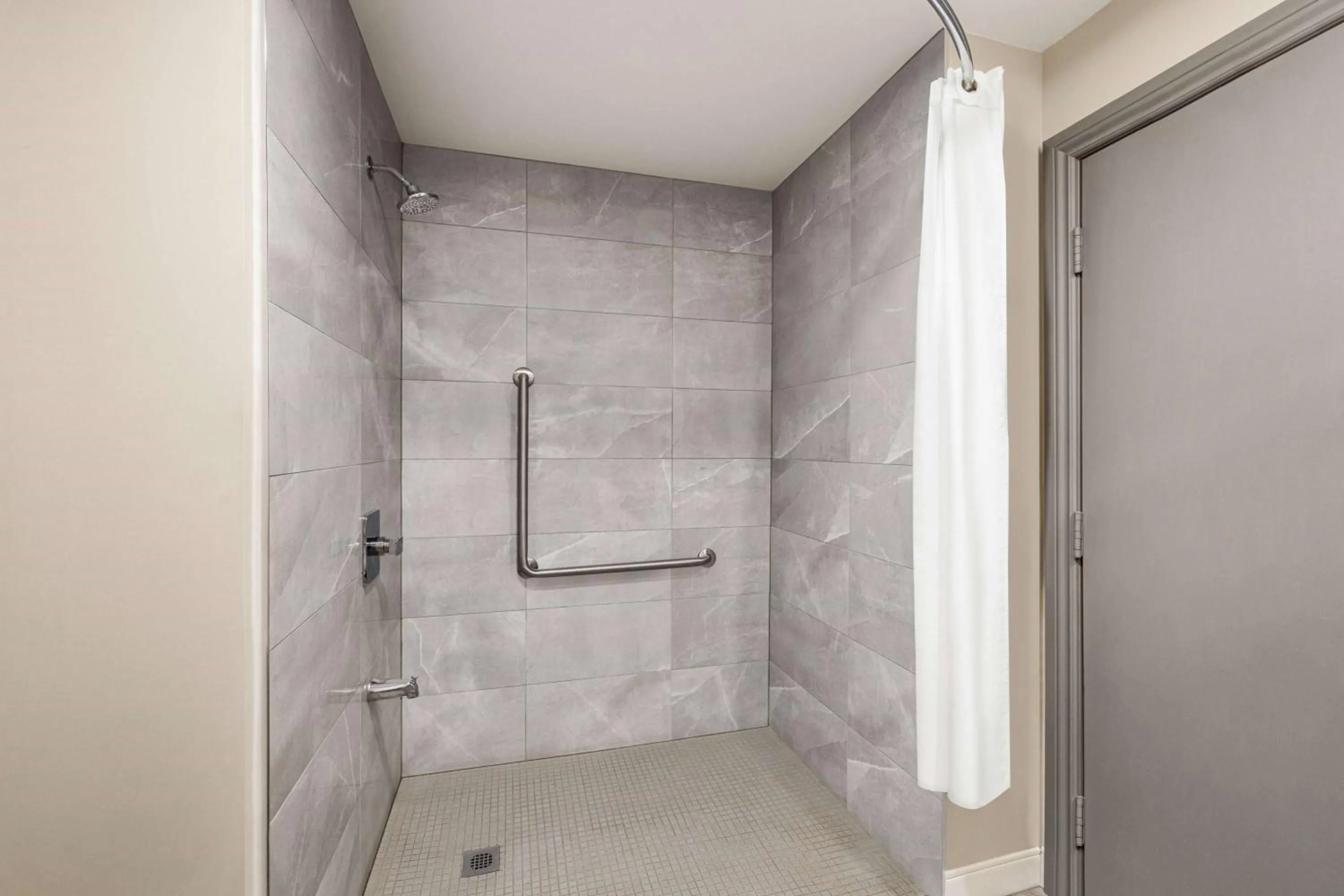 Shower in Super 8 by Wyndham Sarnia ON