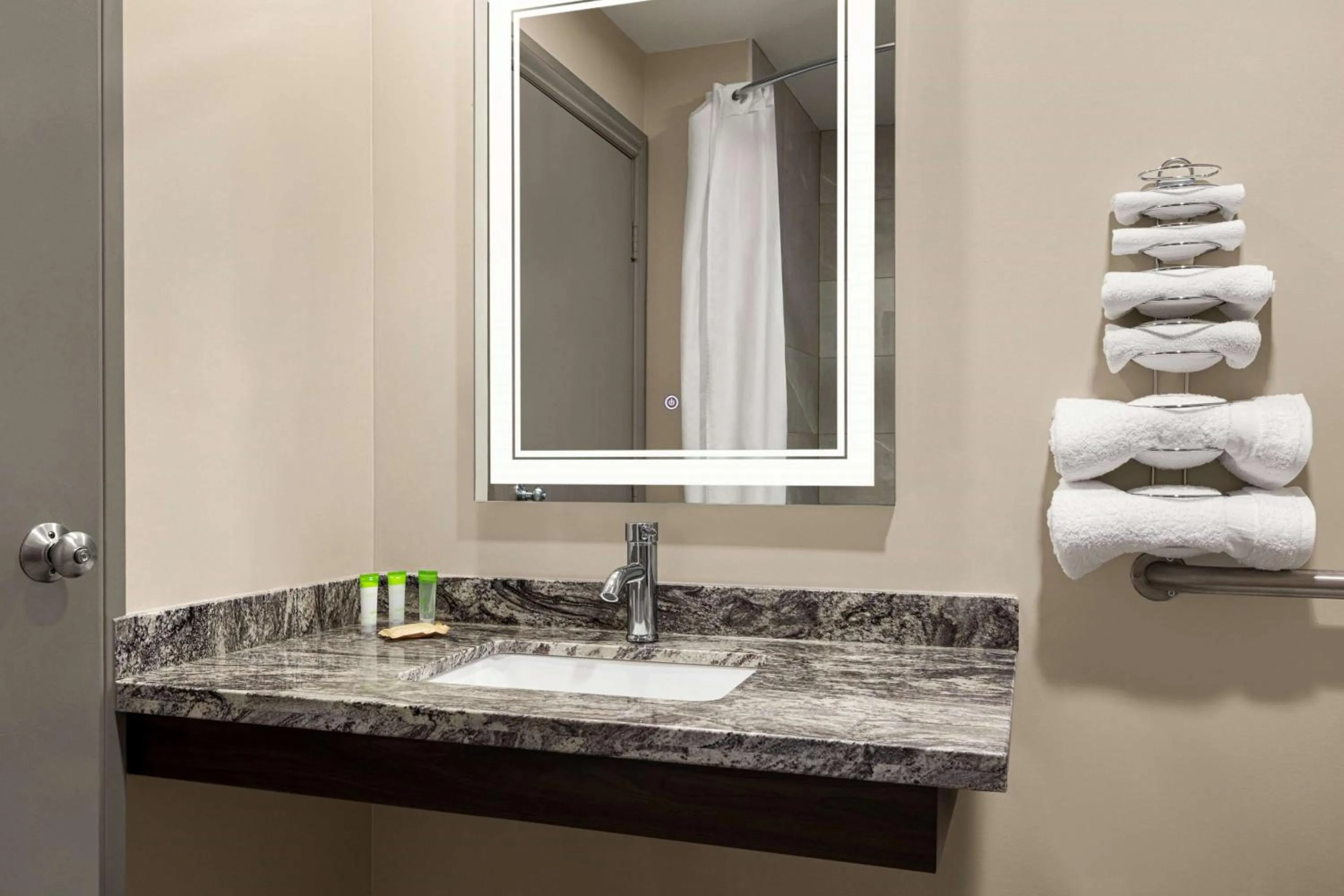 Bathroom in Super 8 by Wyndham Sarnia ON