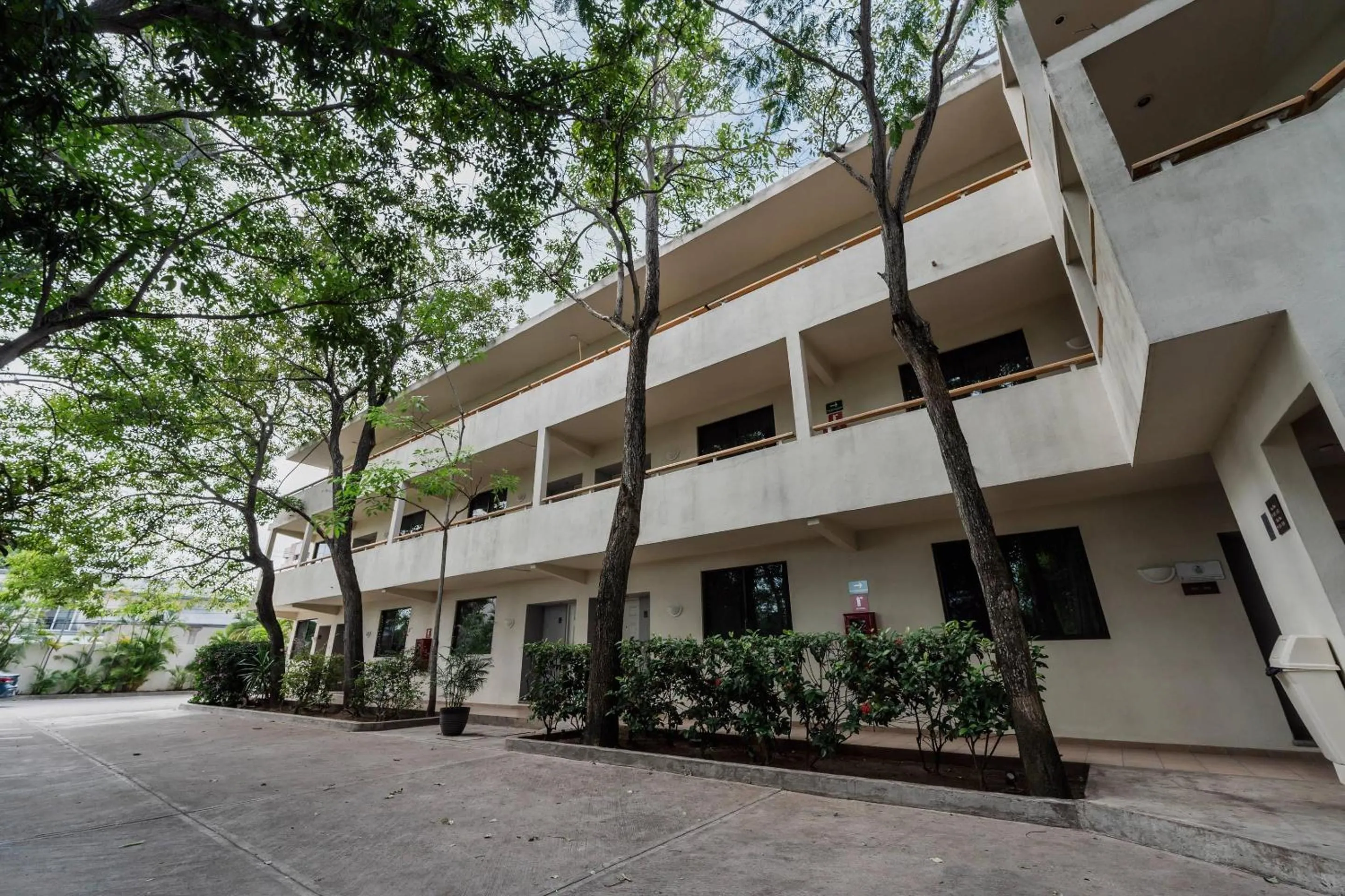 Property building in Comfort Inn Tampico