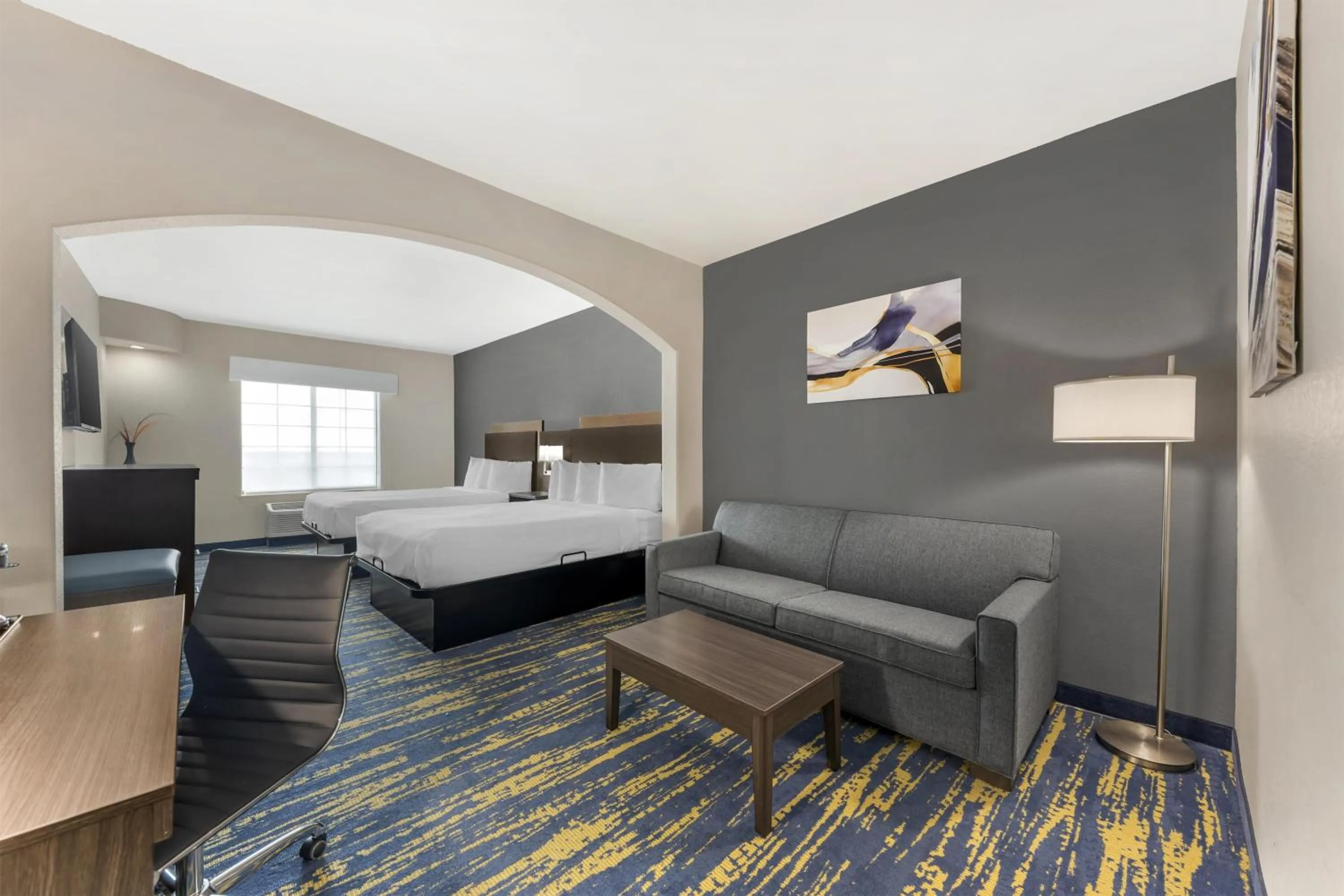 Bedroom, Bed in Best Western Sea World - Lackland AFB NW Hotel & Suites